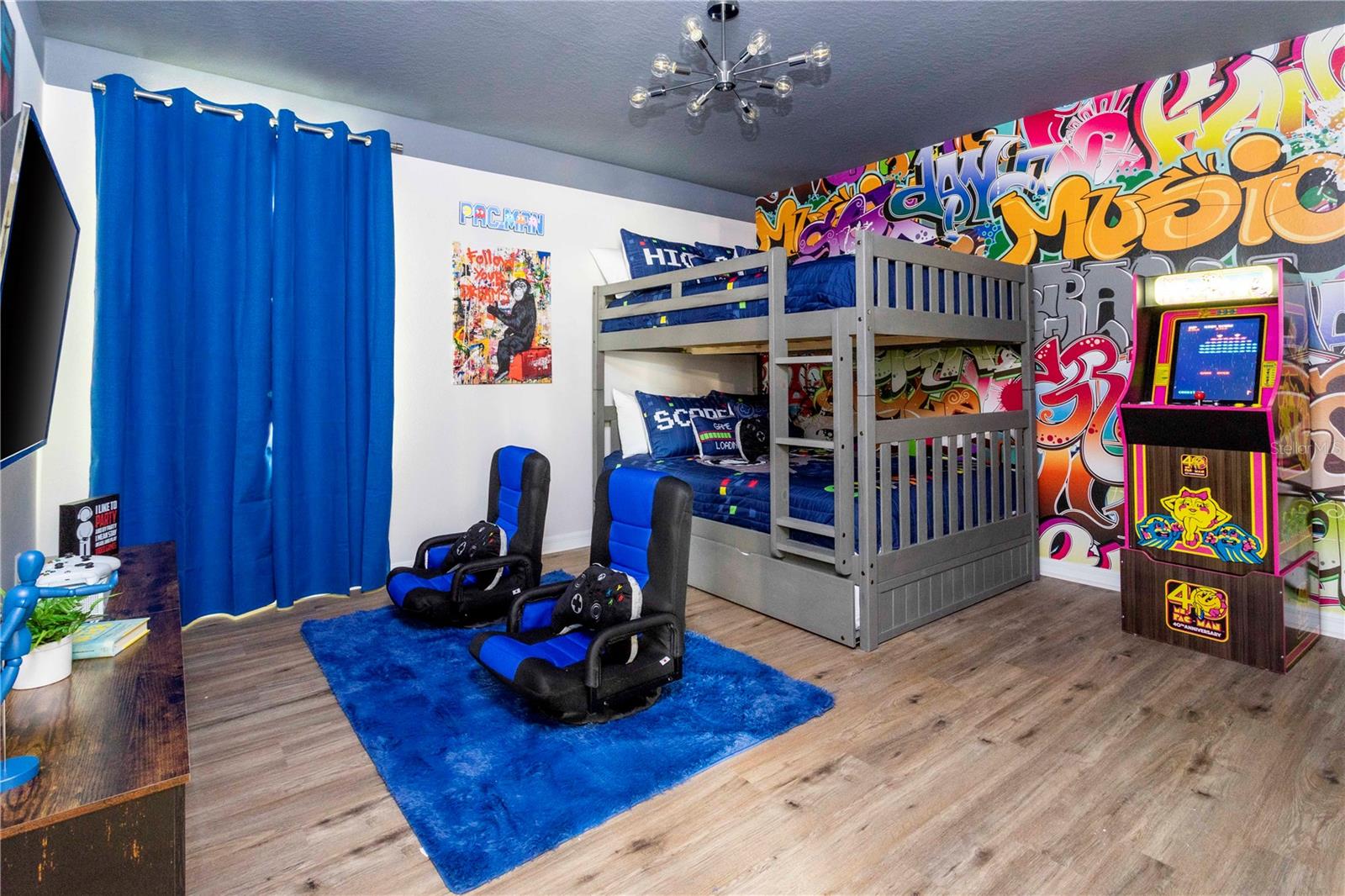 Image 25 of 59 For 650 Las Fuentes