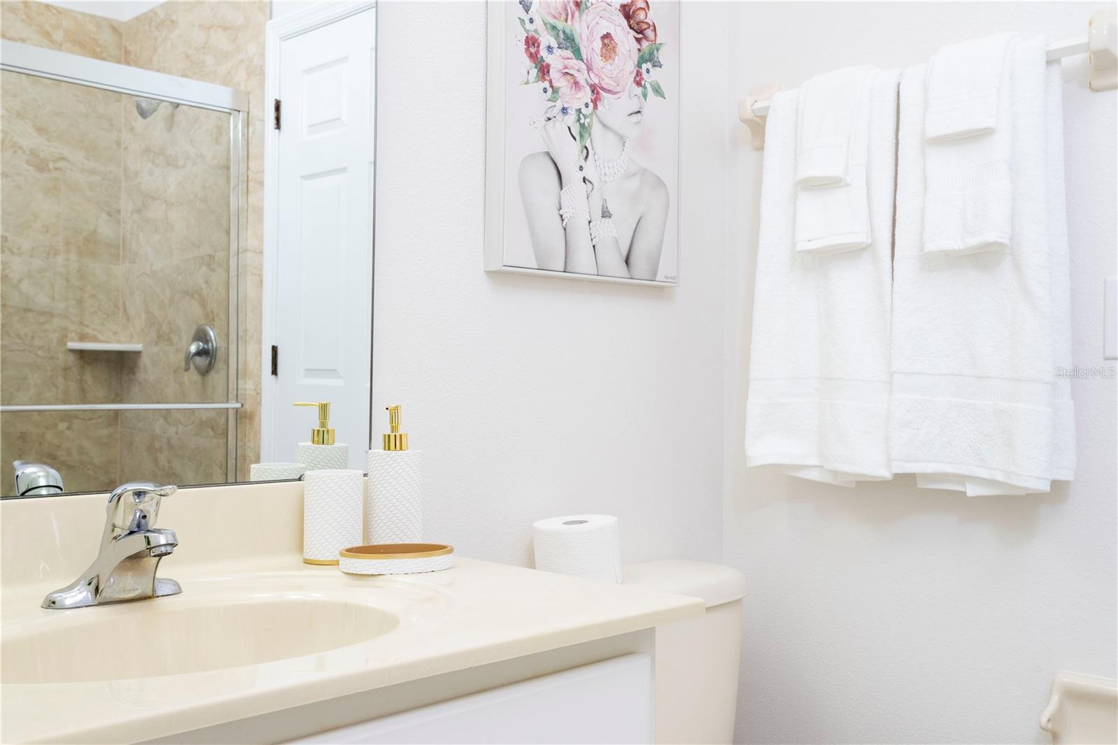 Image 30 of 59 For 650 Las Fuentes