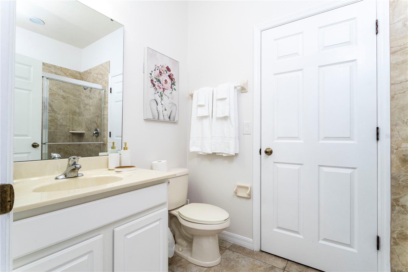 Image 31 of 59 For 650 Las Fuentes