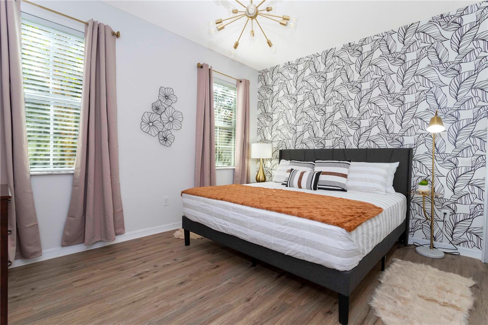 Image 35 of 59 For 650 Las Fuentes