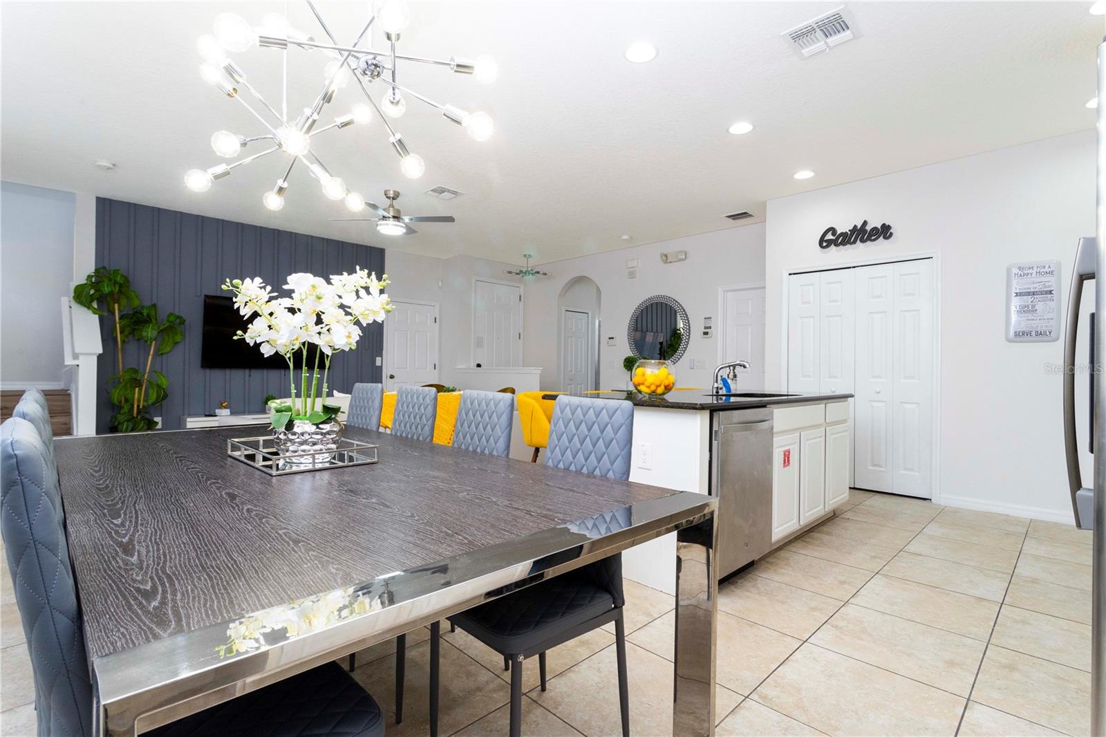 Image 48 of 59 For 650 Las Fuentes