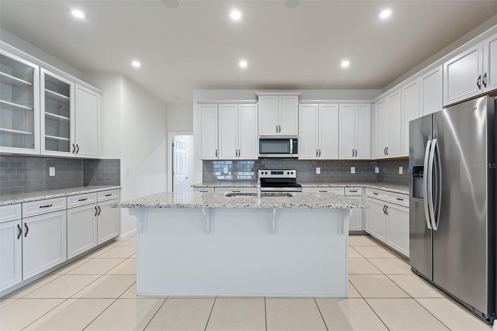 Image 16 of 35 For 2500 Avian Loop