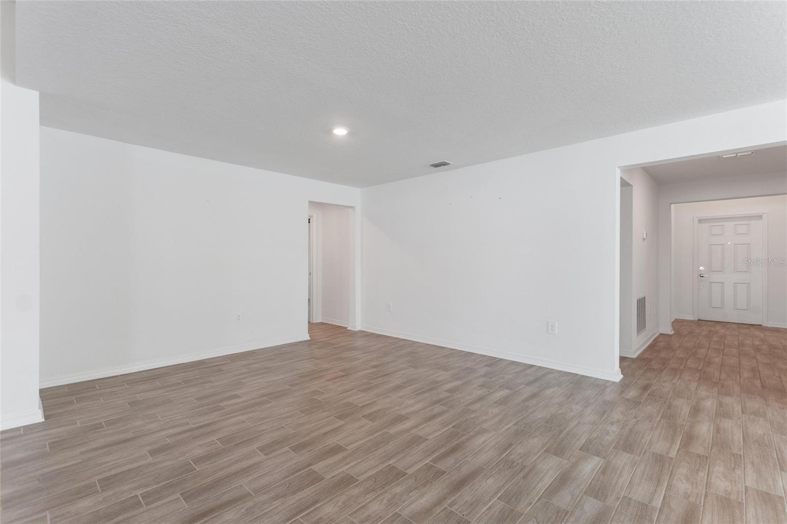 Image 13 of 44 For 5767 Talc Street