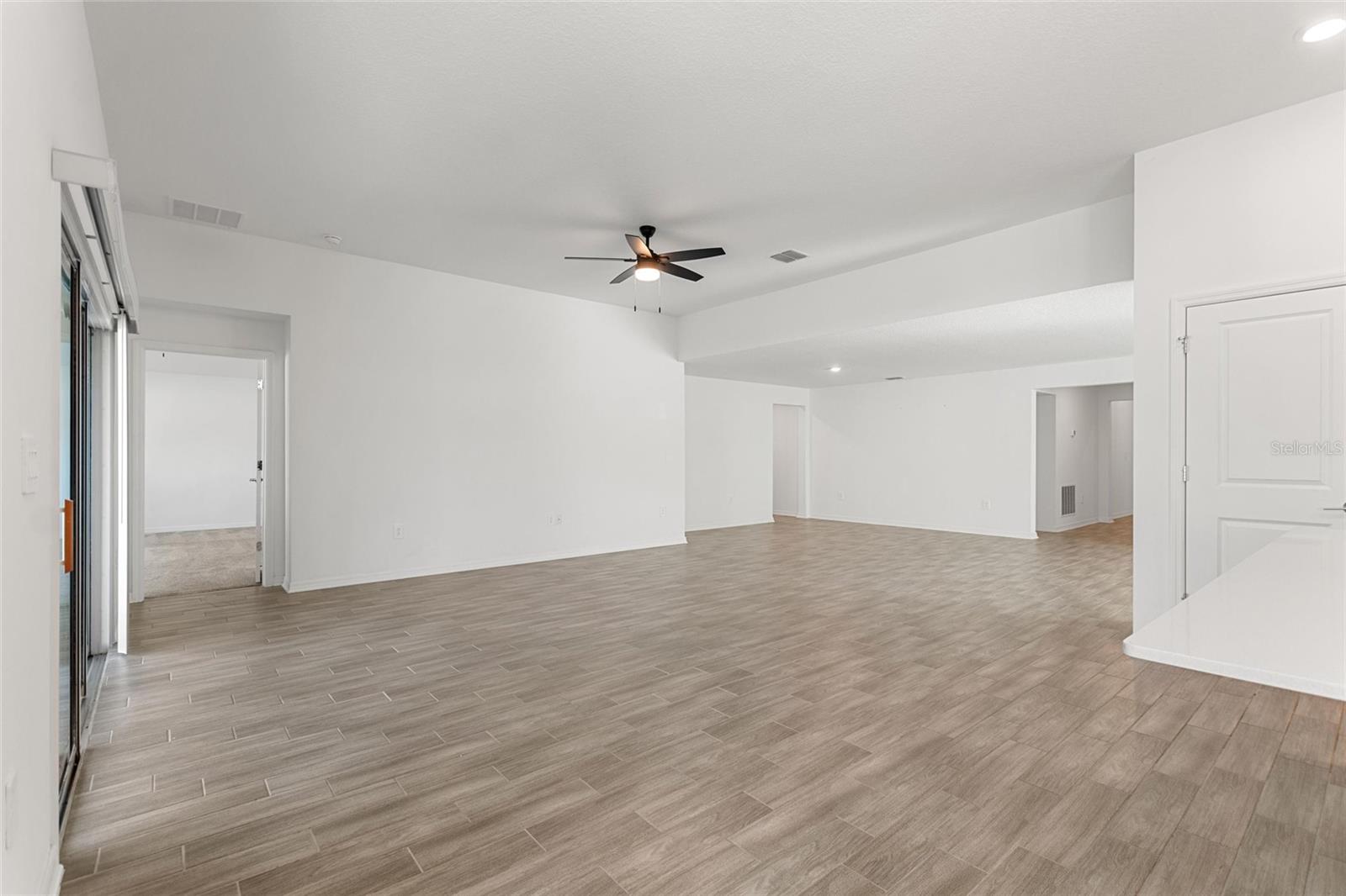 Image 21 of 44 For 5767 Talc Street