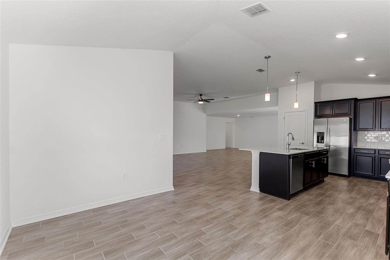 Image 27 of 44 For 5767 Talc Street