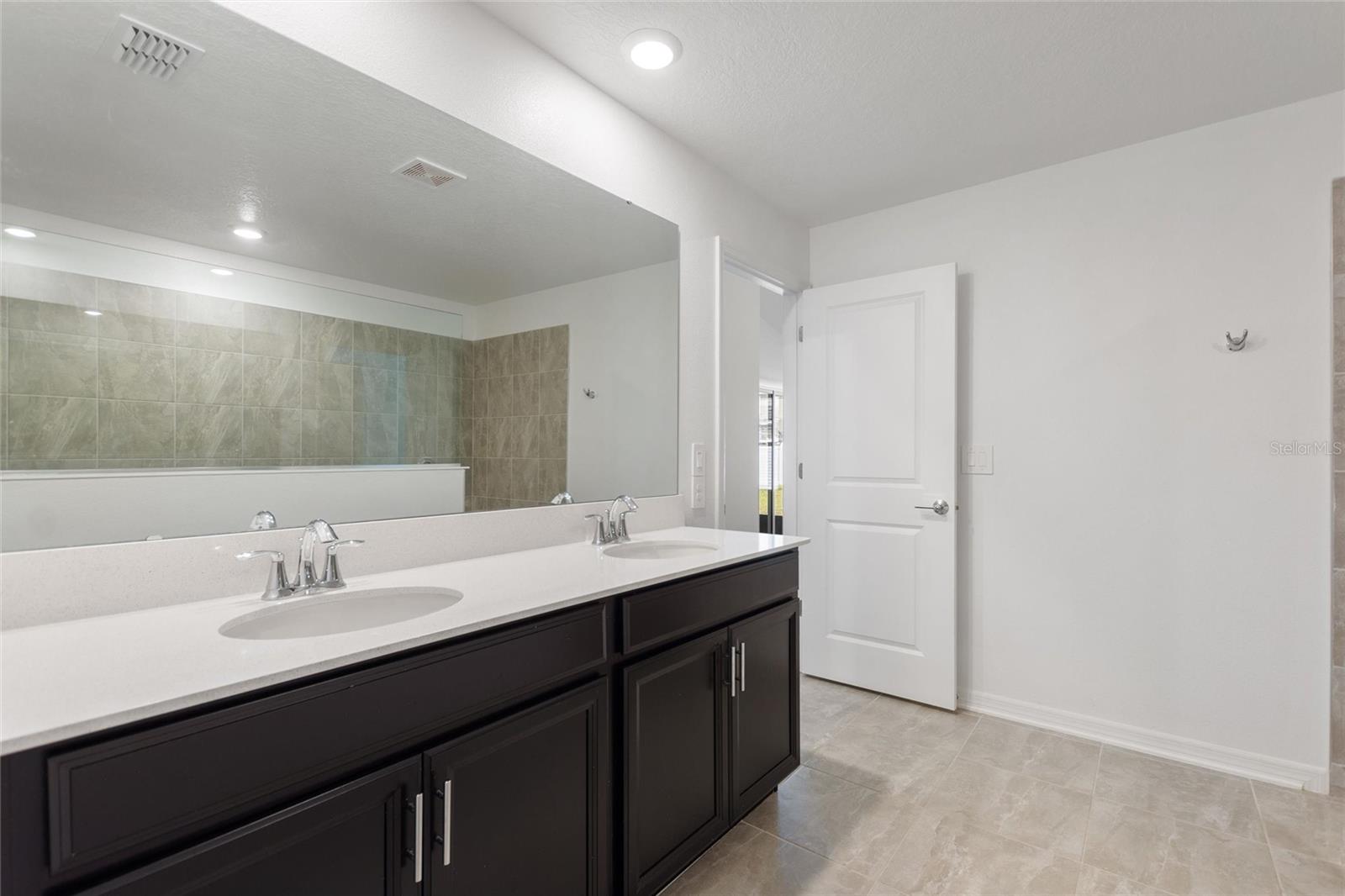 Image 33 of 44 For 5767 Talc Street