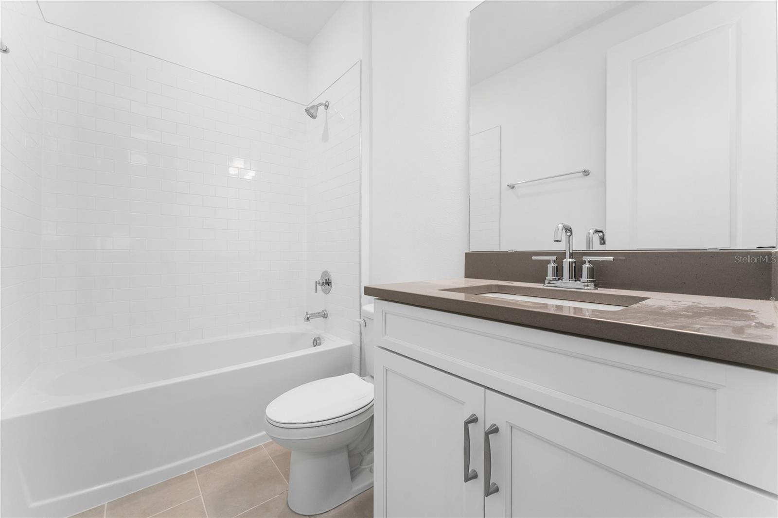 Image 19 of 25 For 10065 Peebles Street