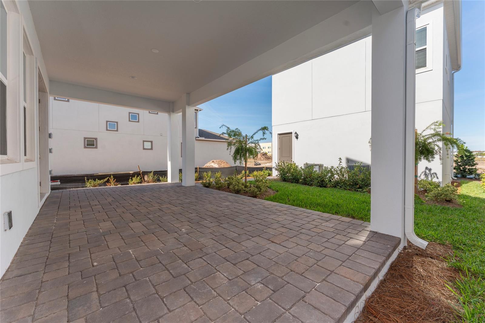 Image 22 of 25 For 10065 Peebles Street