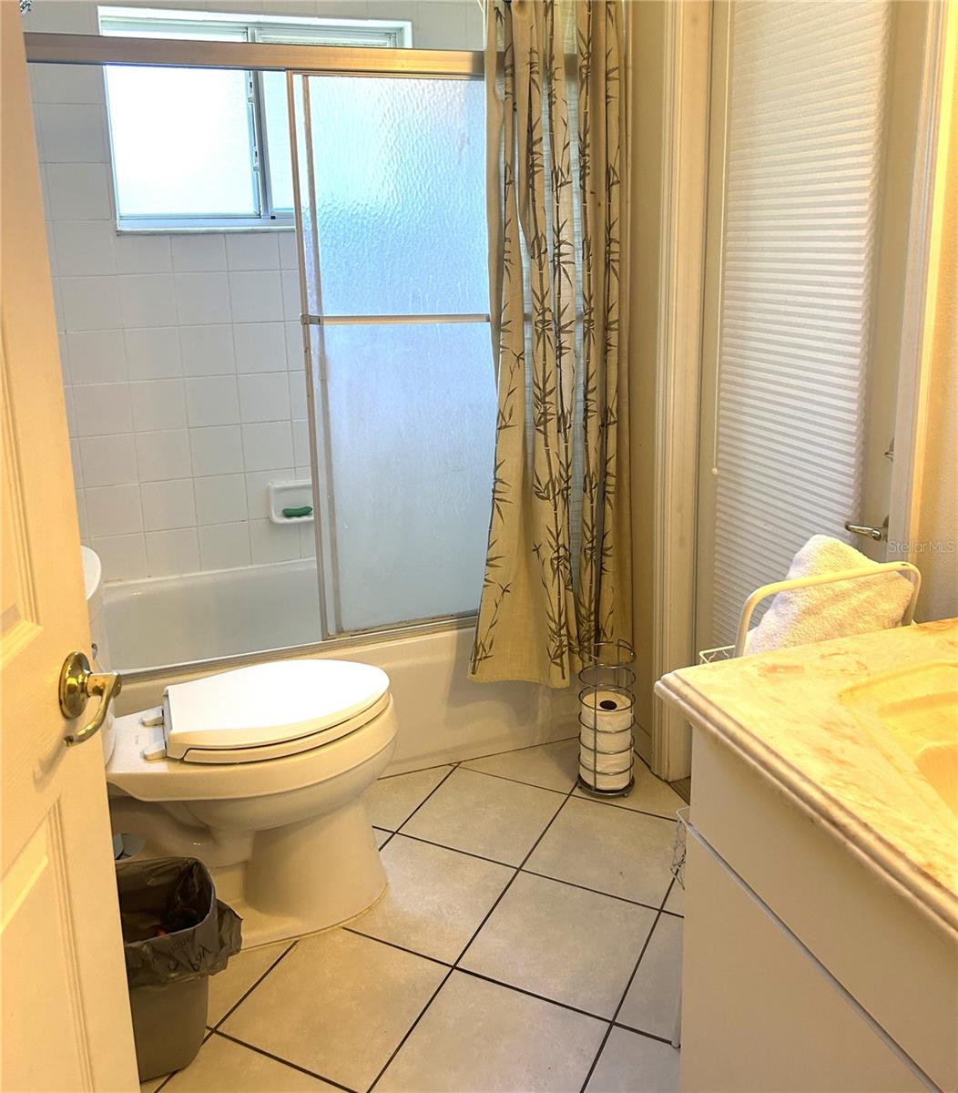 Image 21 of 24 For 3501 Westerham Drive