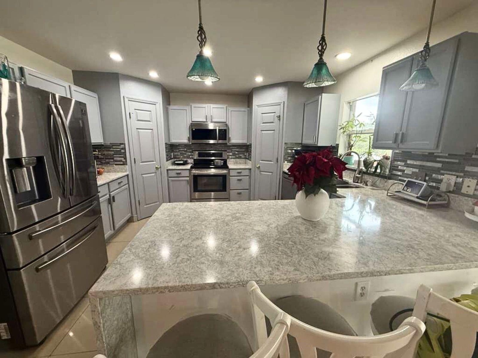 Image 11 of 44 For 1945 Myakka Court