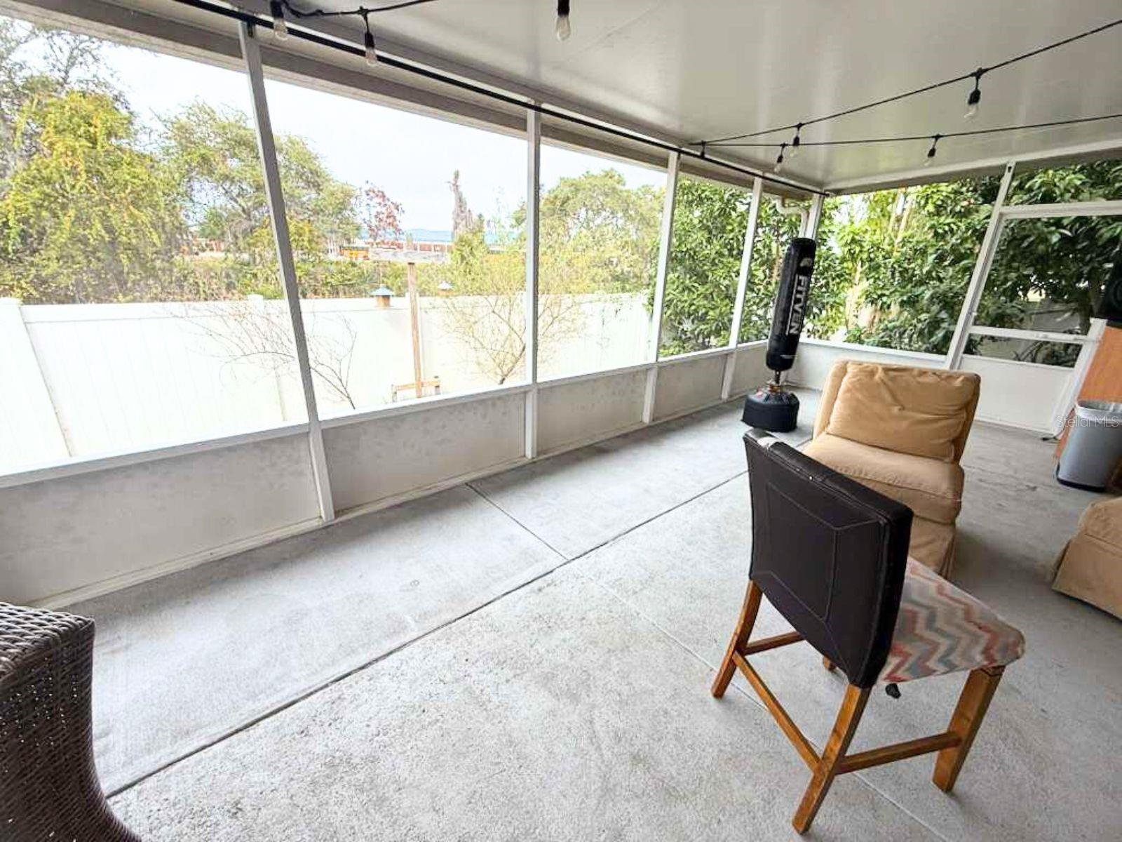 Image 35 of 44 For 1945 Myakka Court