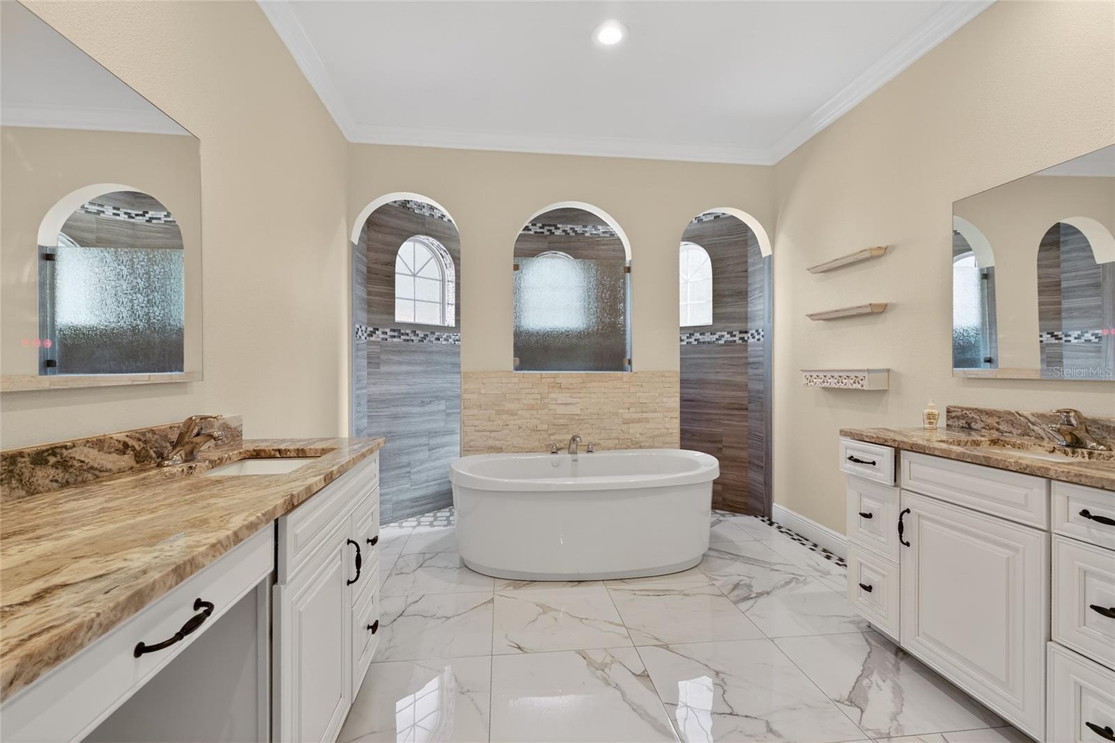 Image 34 of 52 For 2776 Kissimmee Bay Circle