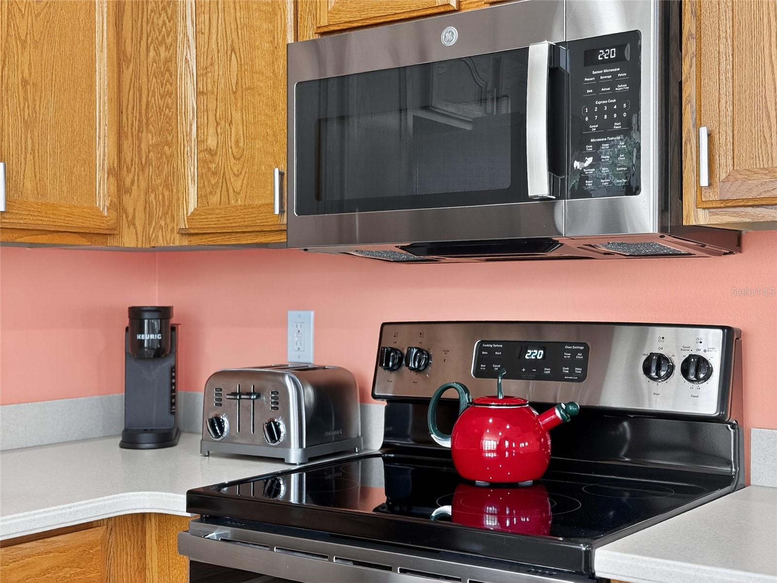 Image 13 of 40 For 920 Spring Park Street 303