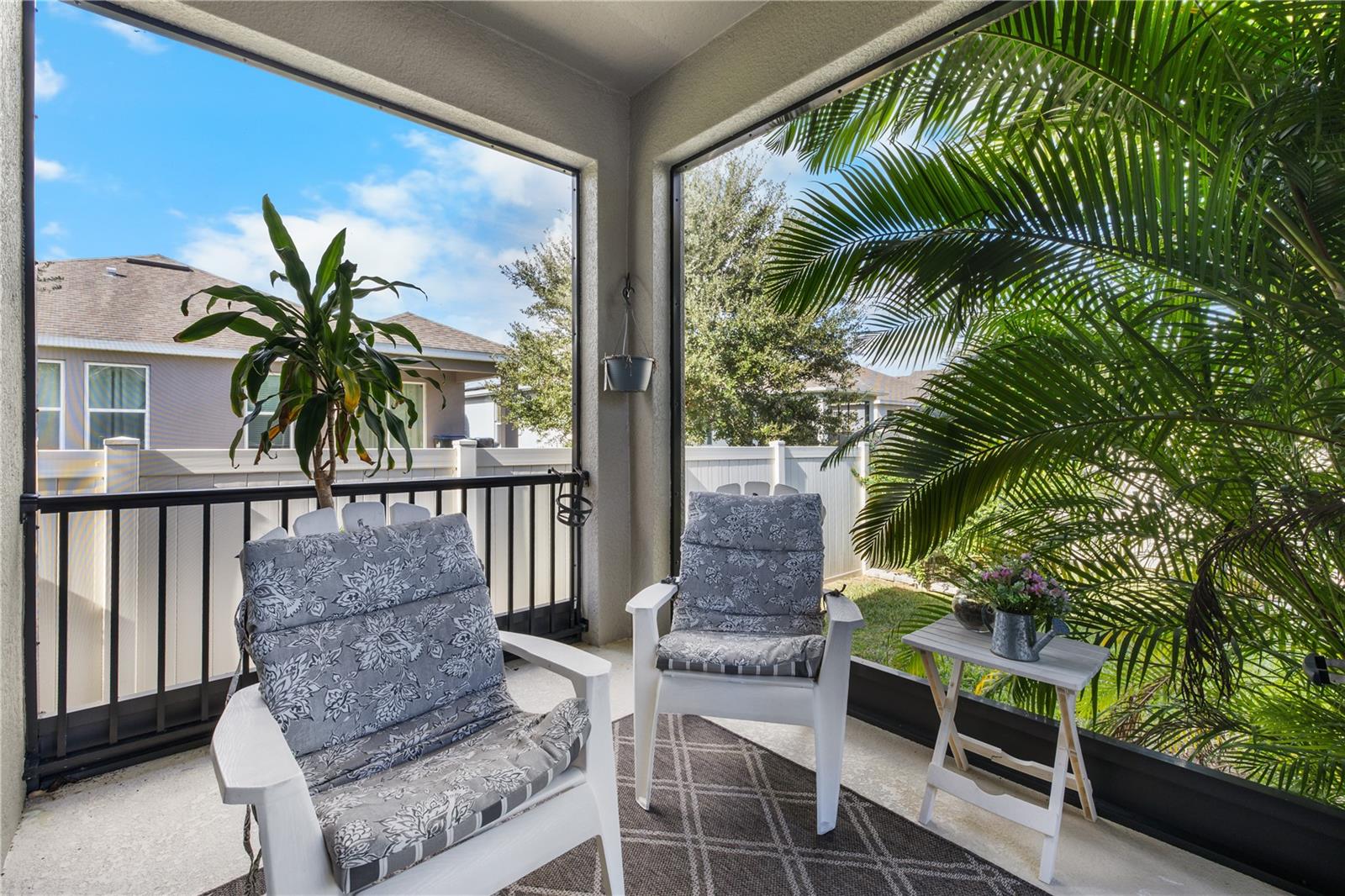 Image 12 of 27 For 4007 Green Sabal