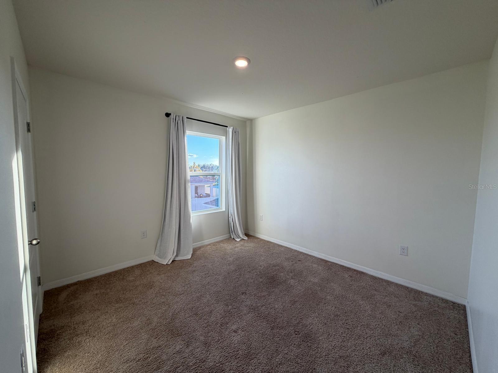 Image 15 of 24 For 5704 Sunbonnet Way