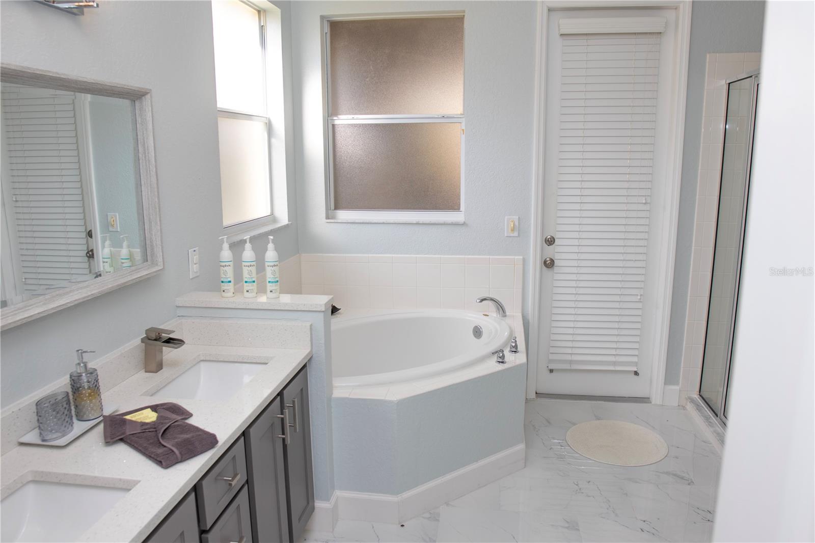 Image 12 of 37 For 112 Cypress Pointe Court