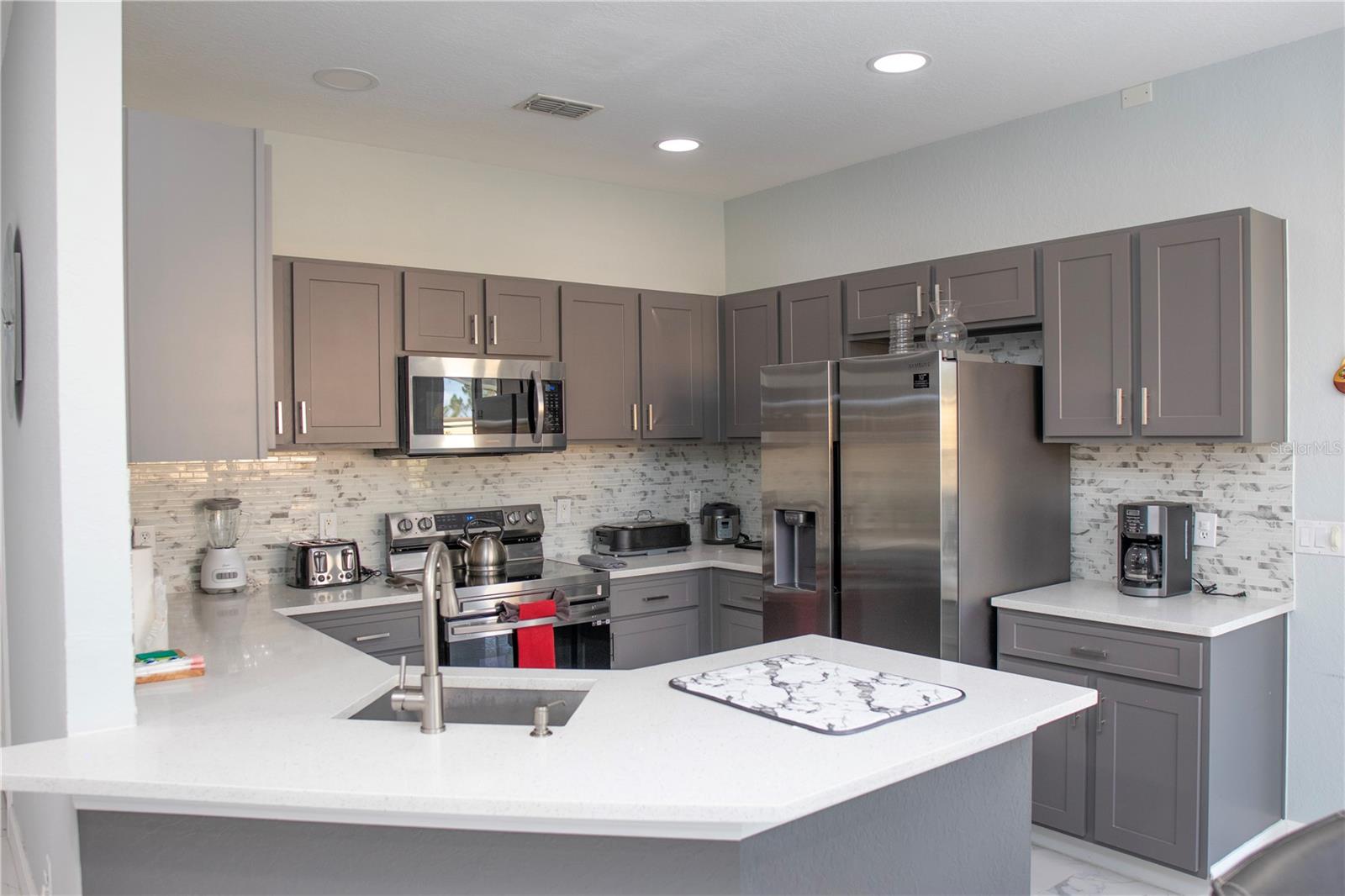 Image 17 of 37 For 112 Cypress Pointe Court