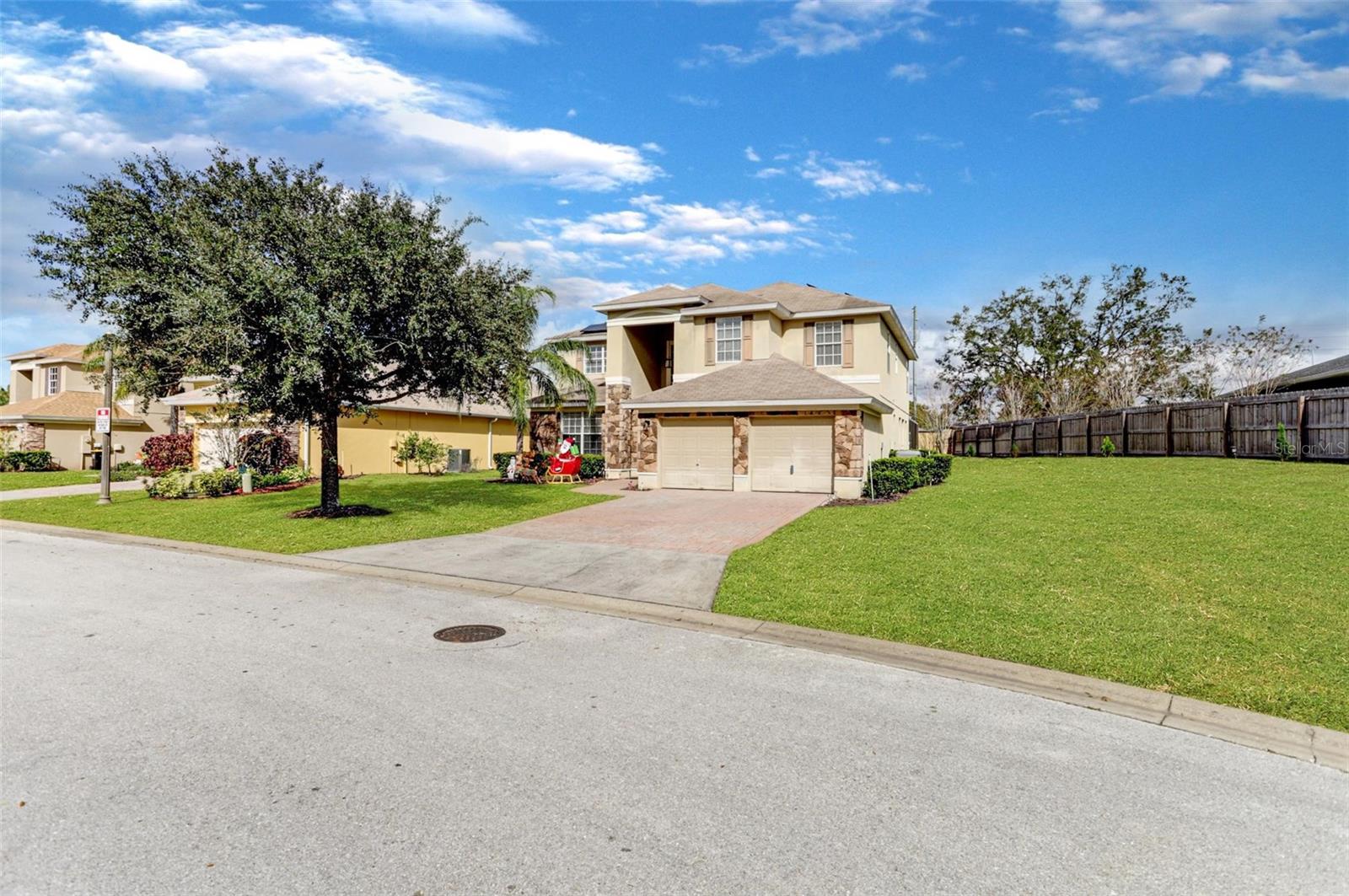 Image 3 of 37 For 112 Cypress Pointe Court