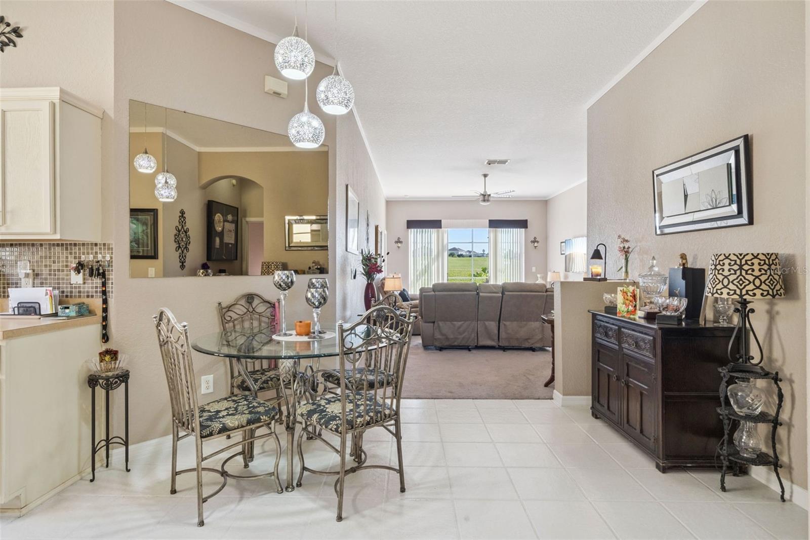 Image 12 of 53 For 722 Birkdale Street