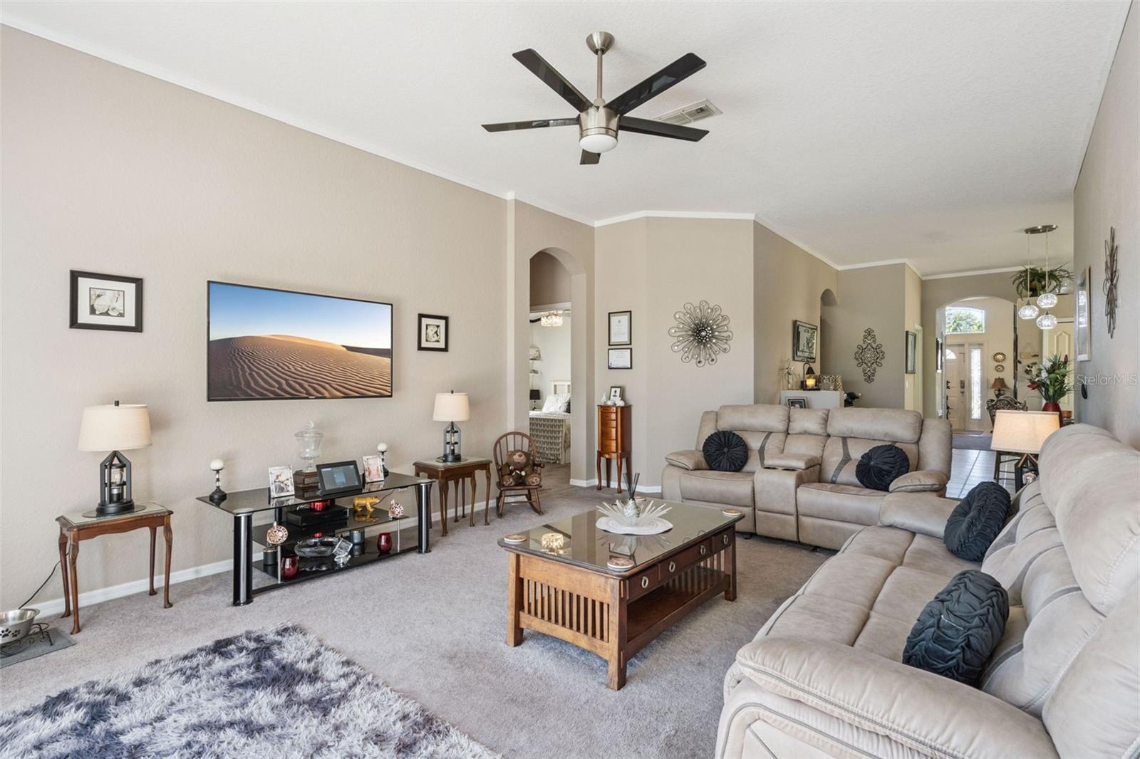 Image 20 of 53 For 722 Birkdale Street