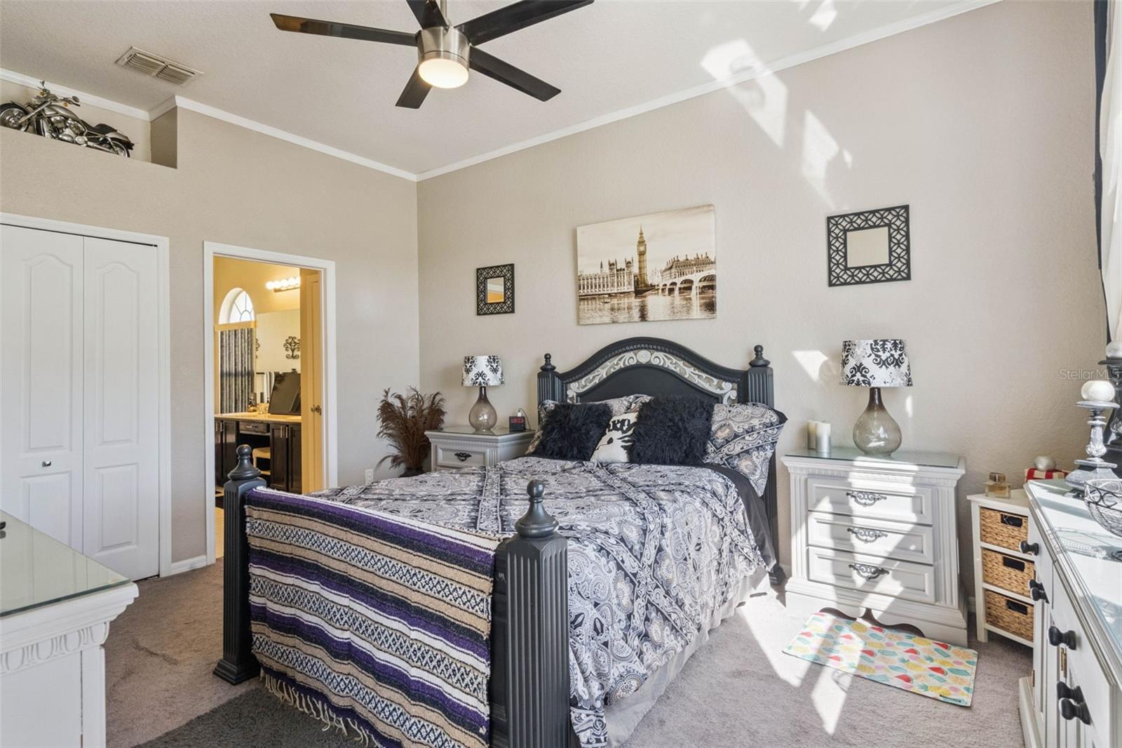 Image 24 of 53 For 722 Birkdale Street