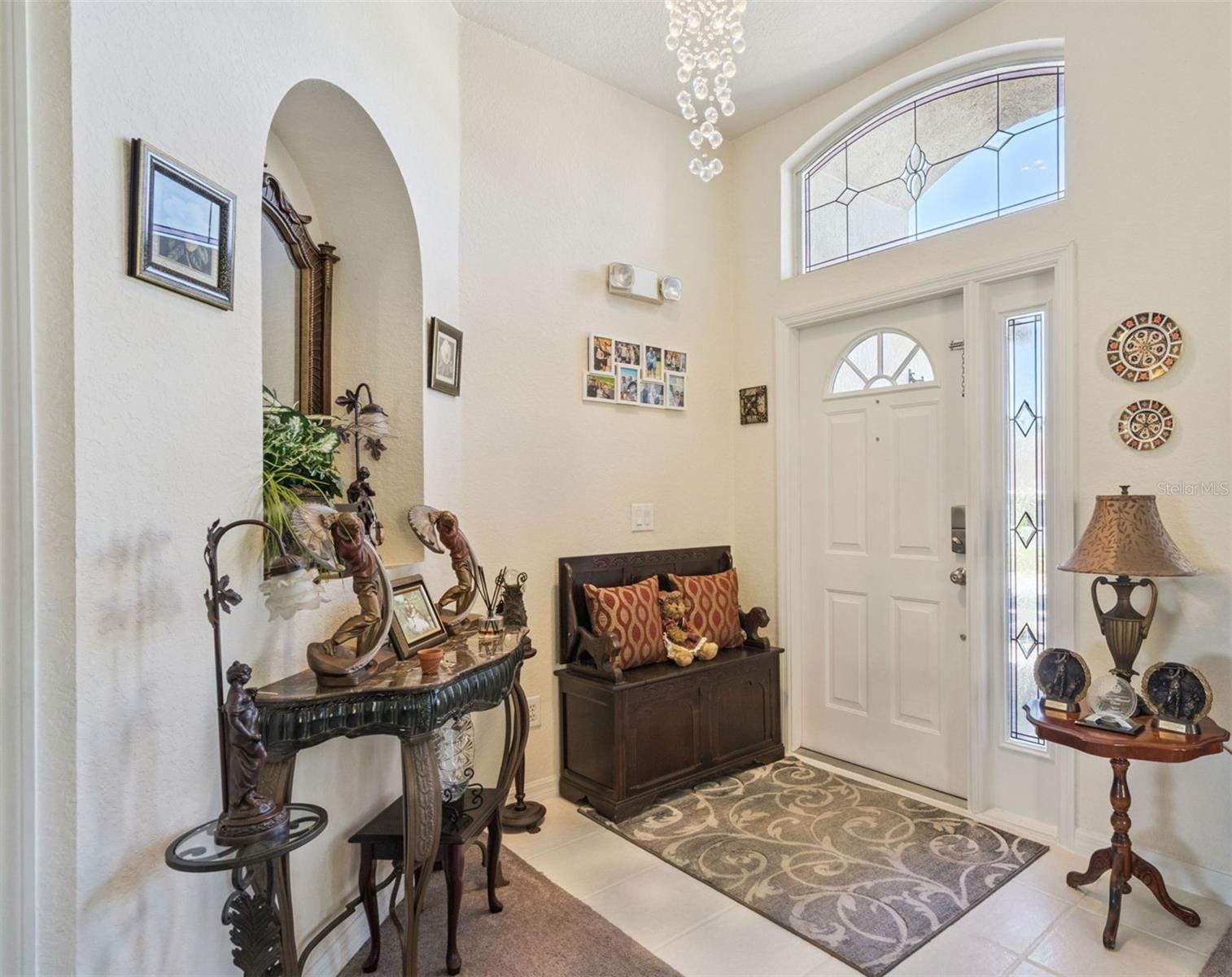 Image 4 of 53 For 722 Birkdale Street