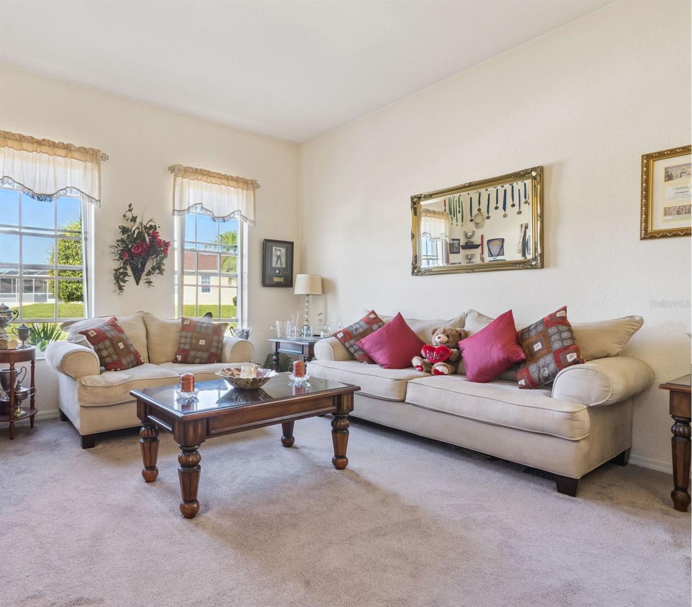 Image 7 of 53 For 722 Birkdale Street