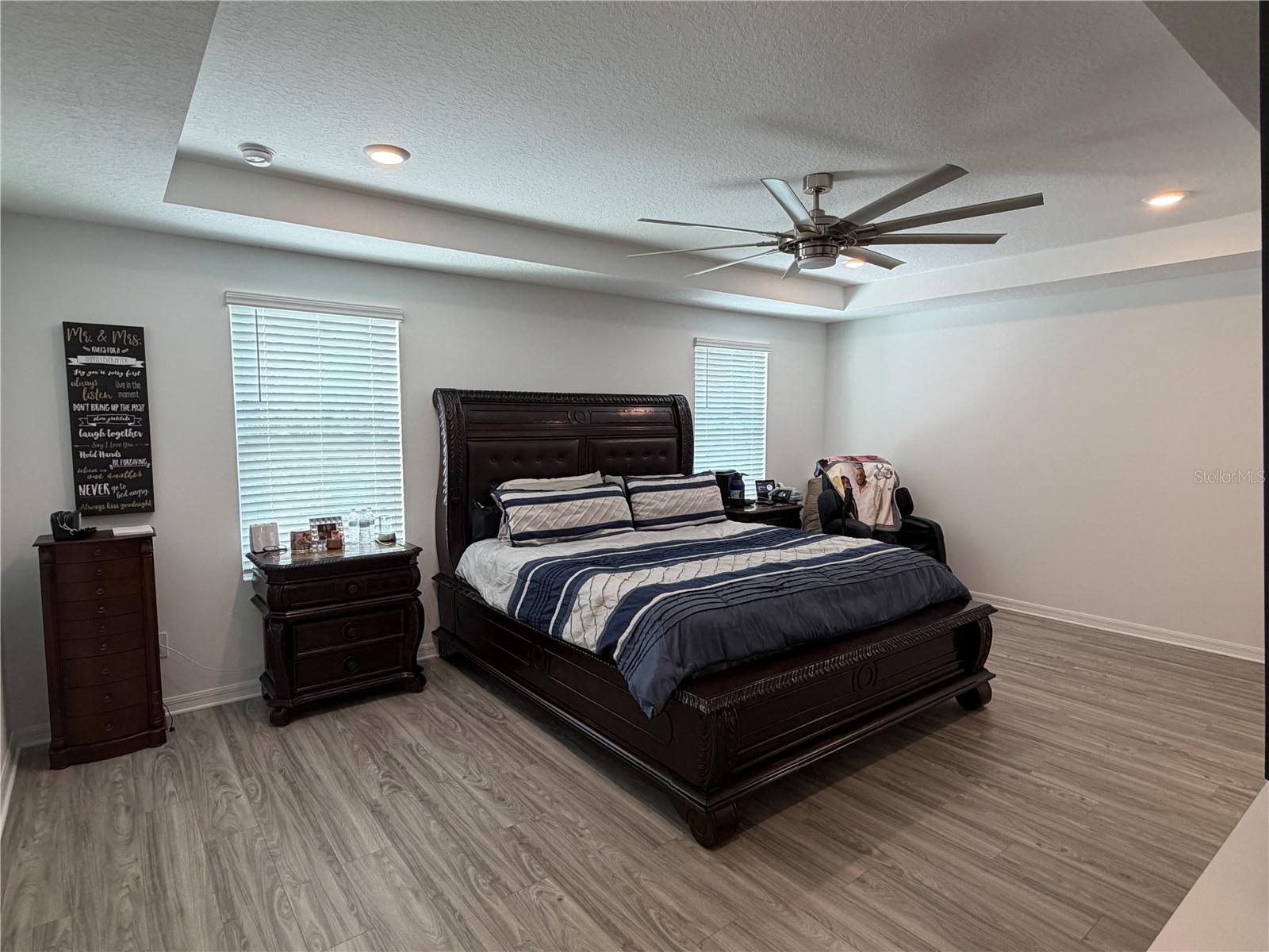 Image 30 of 72 For 501 Steerview Street