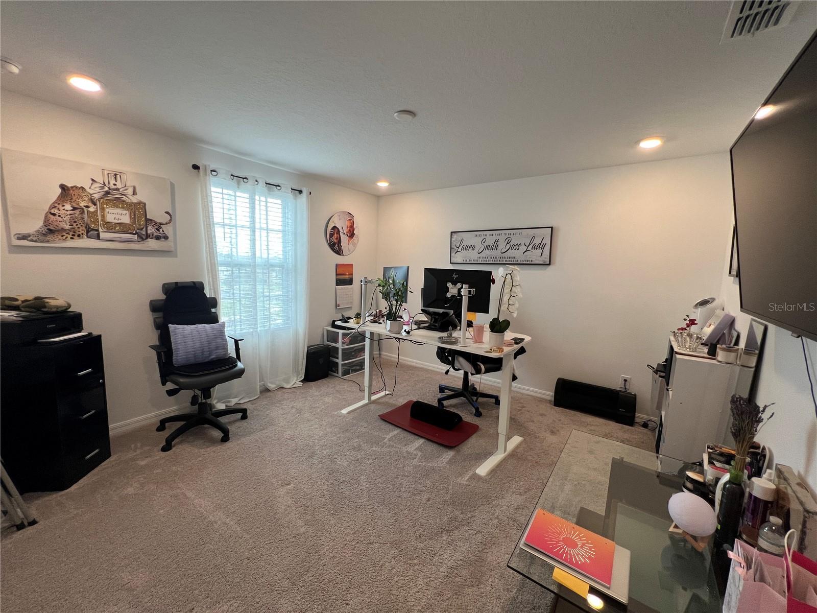 Image 42 of 72 For 501 Steerview Street