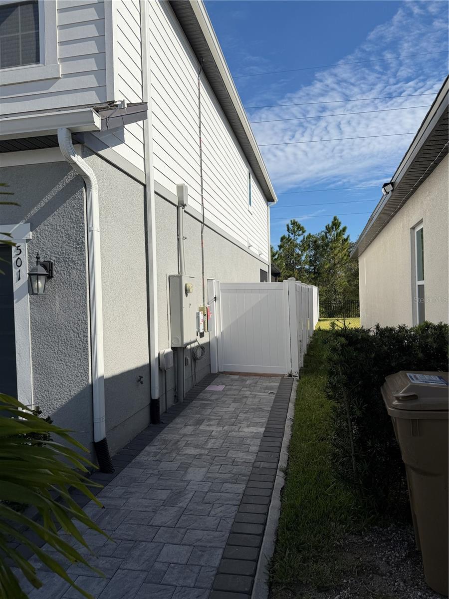 Image 62 of 72 For 501 Steerview Street