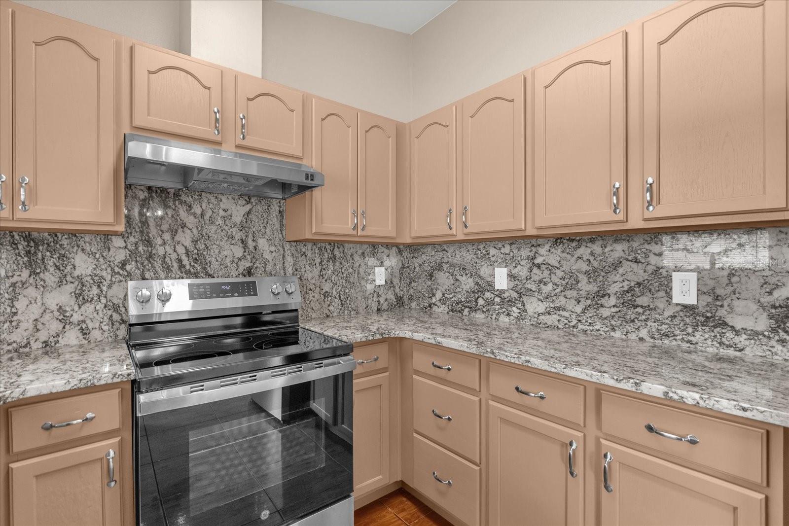 Image 9 of 24 For 692 Reindeer Drive