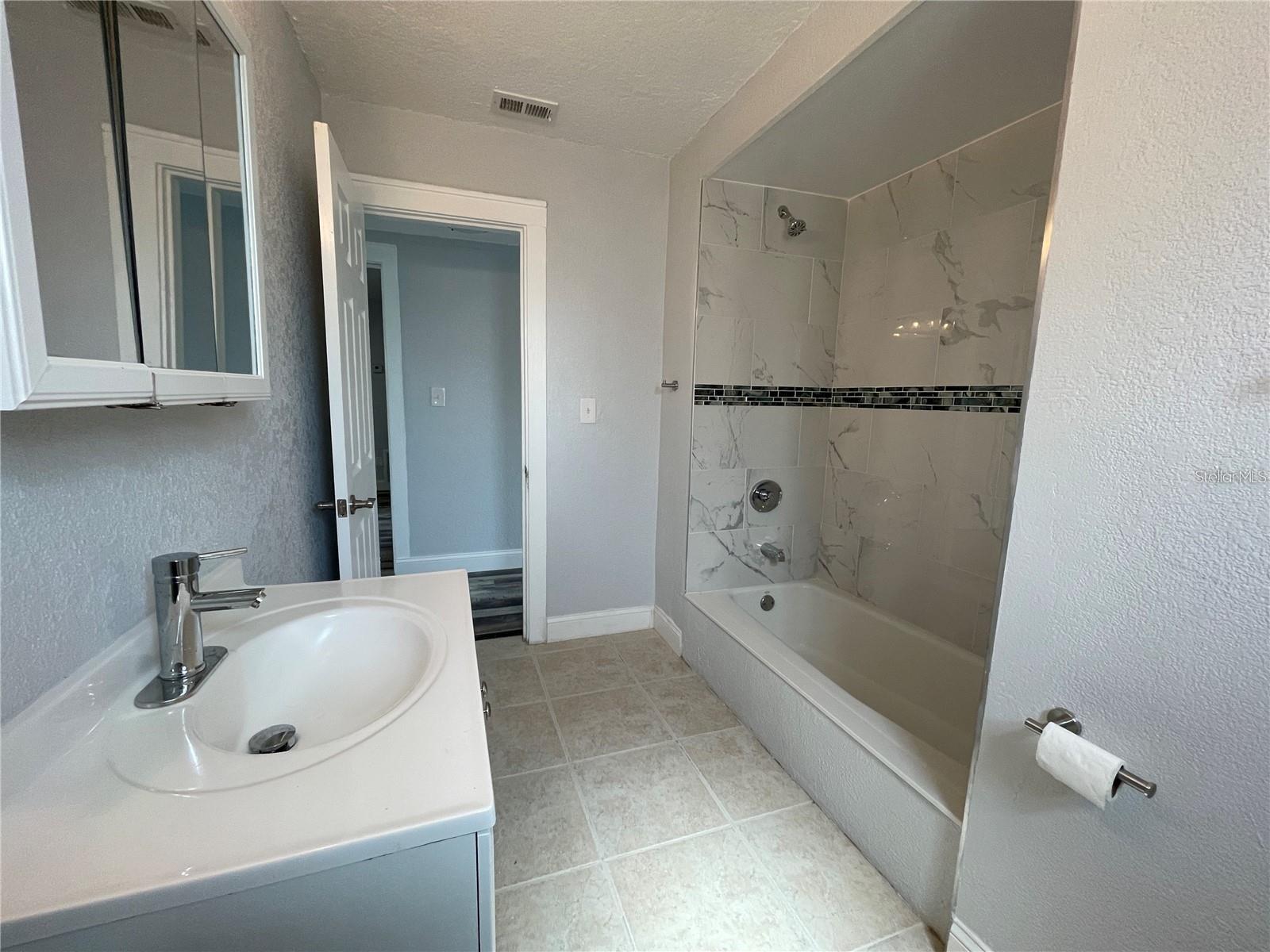 Image 18 of 24 For 103 Gordon Drive