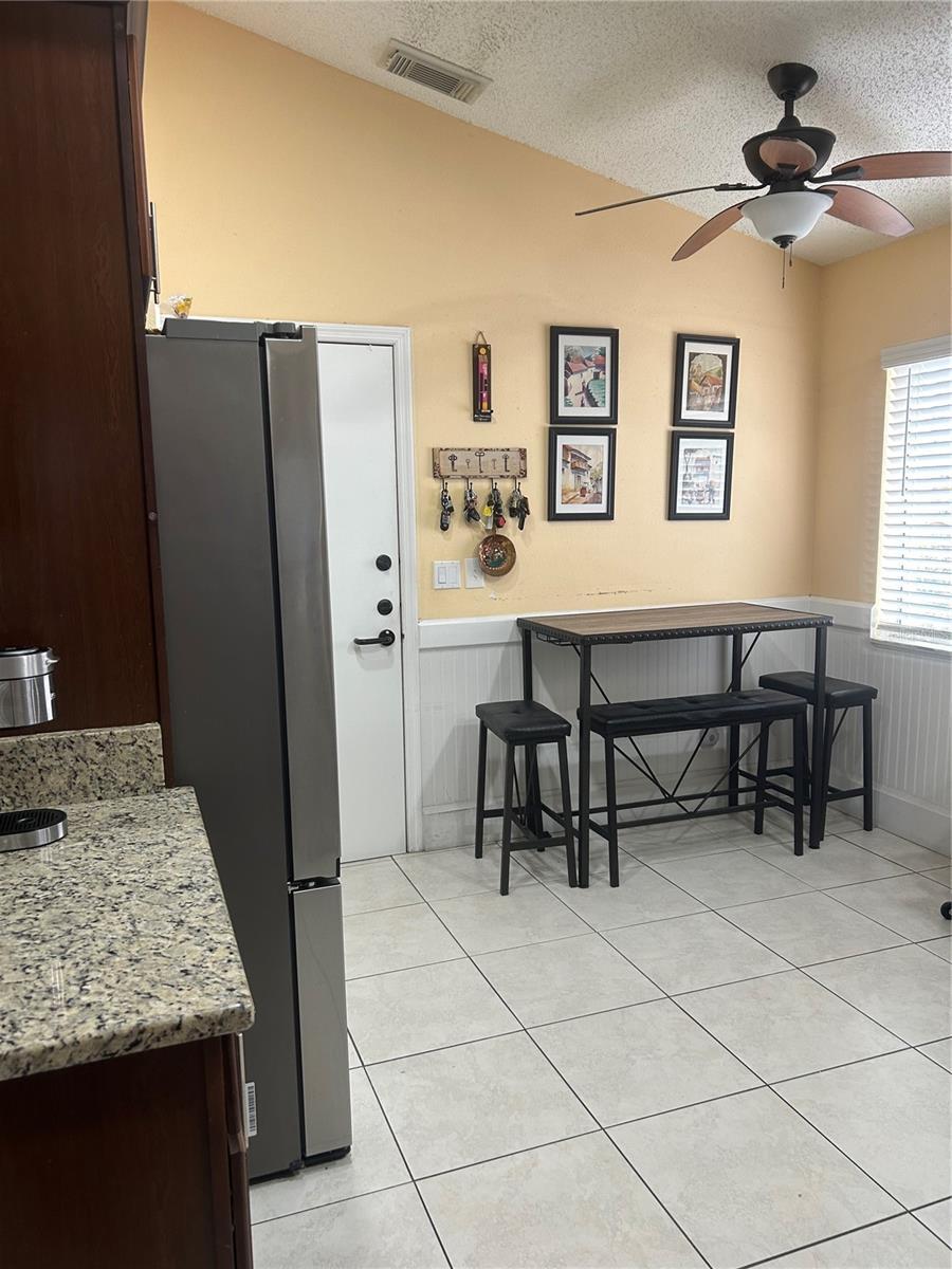 Image 17 of 42 For 4858 Kingston Circle