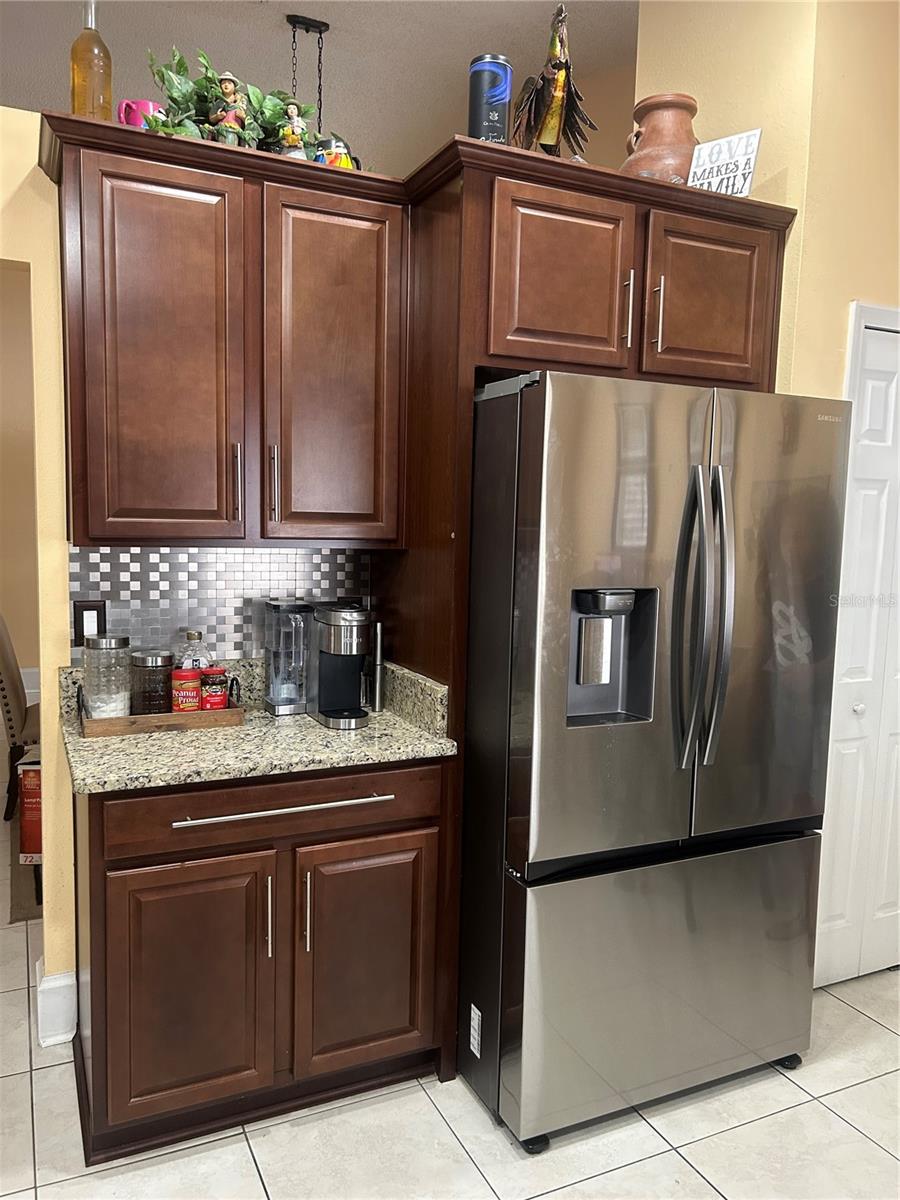 Image 18 of 42 For 4858 Kingston Circle