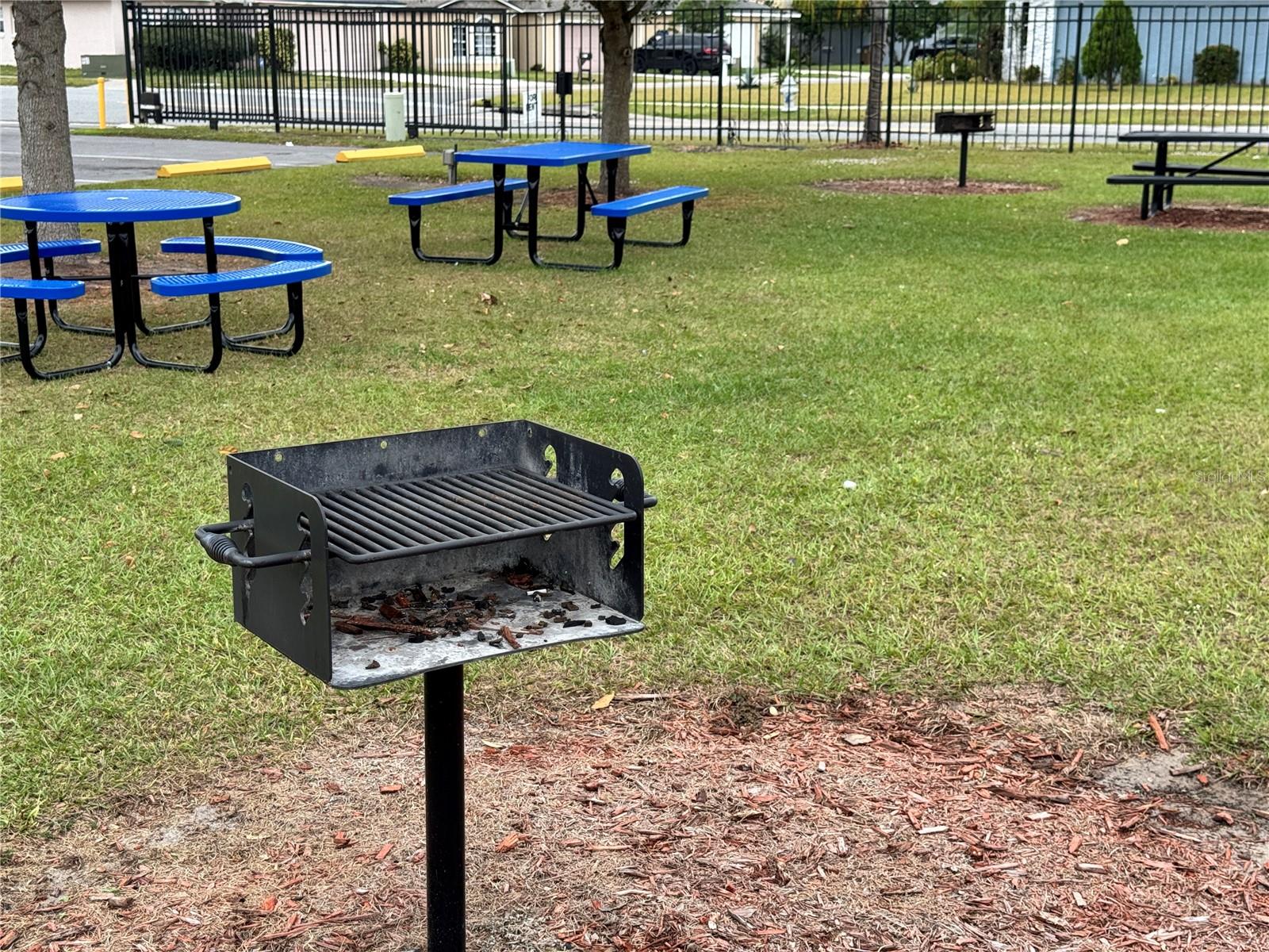 Image 33 of 42 For 4858 Kingston Circle