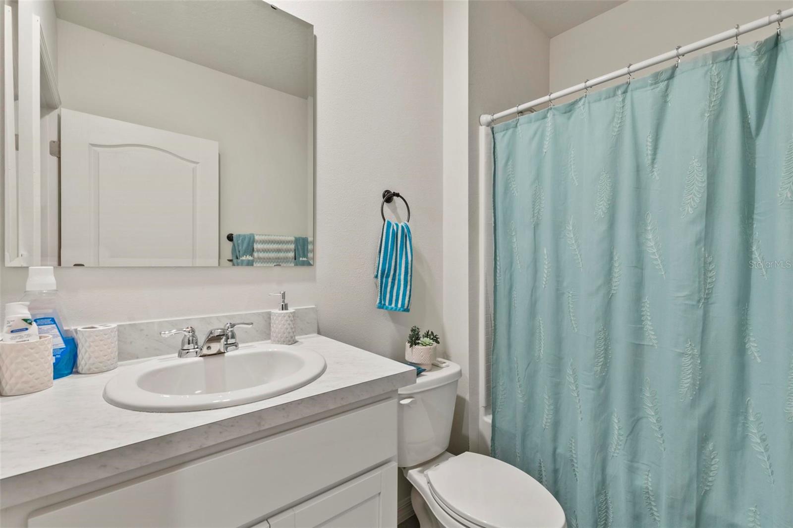 Image 21 of 31 For 851 August Sky