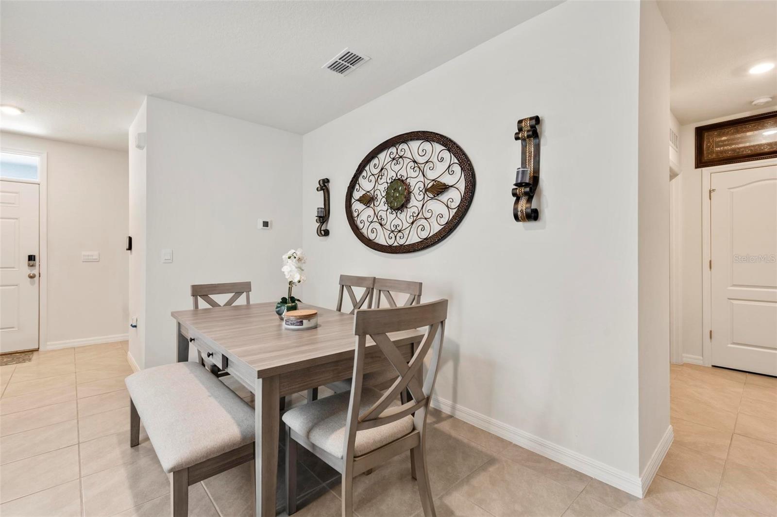 Image 7 of 31 For 851 August Sky