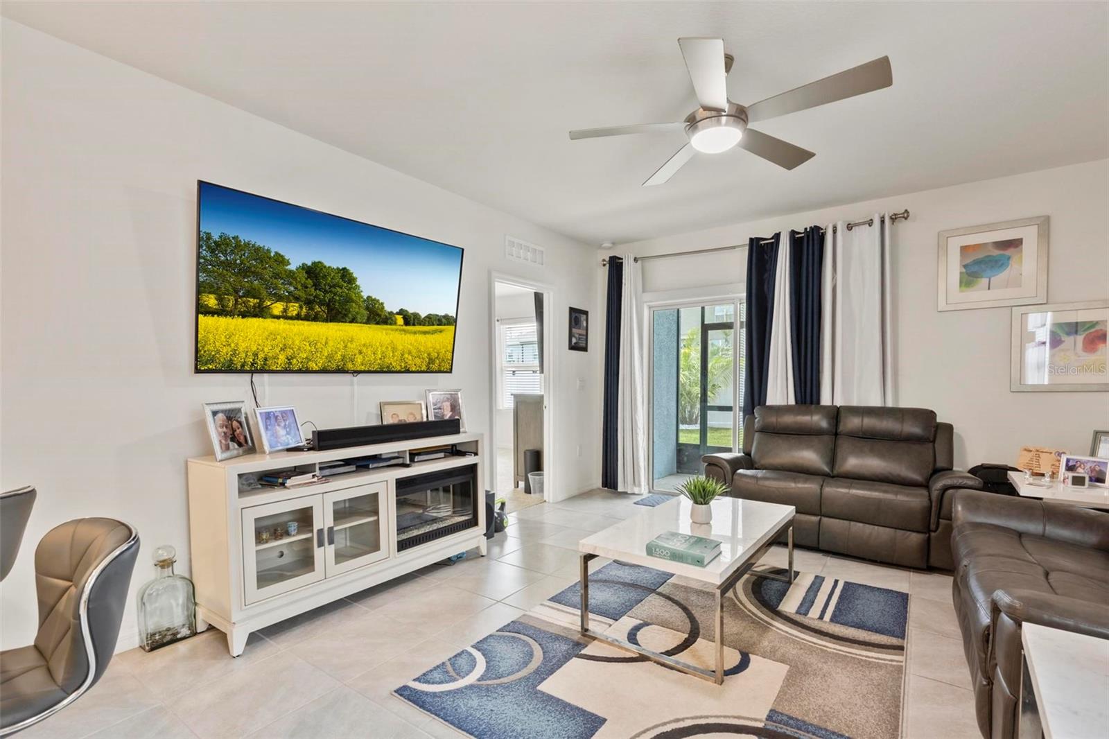 Image 9 of 31 For 851 August Sky