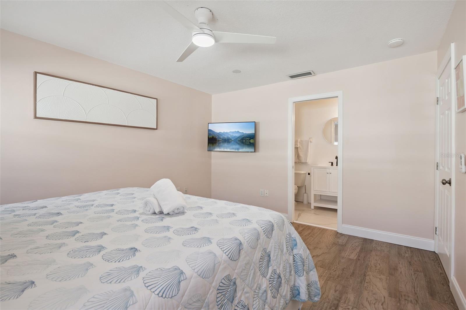 Image 20 of 47 For 1710 Atlantic Street 5e