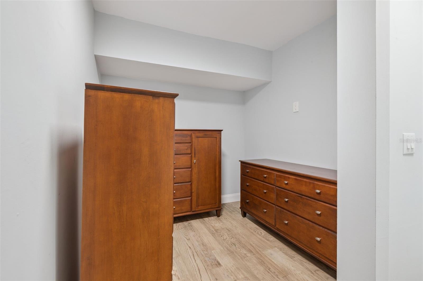 Image 26 of 47 For 1710 Atlantic Street 5e