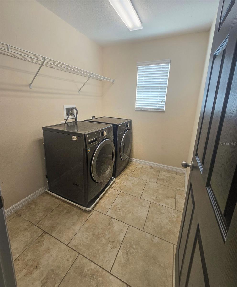 Image 23 of 27 For 4903 Rockvale Drive