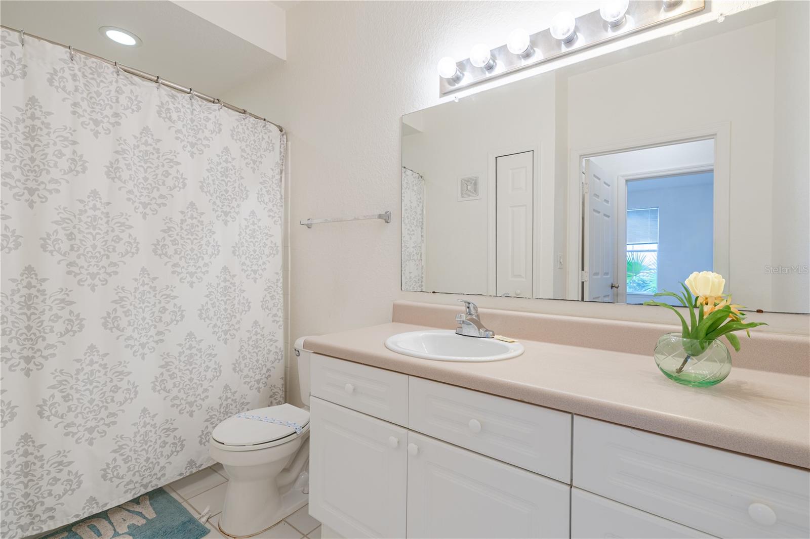 Image 26 of 38 For 5025 Wellington Park Circle 68