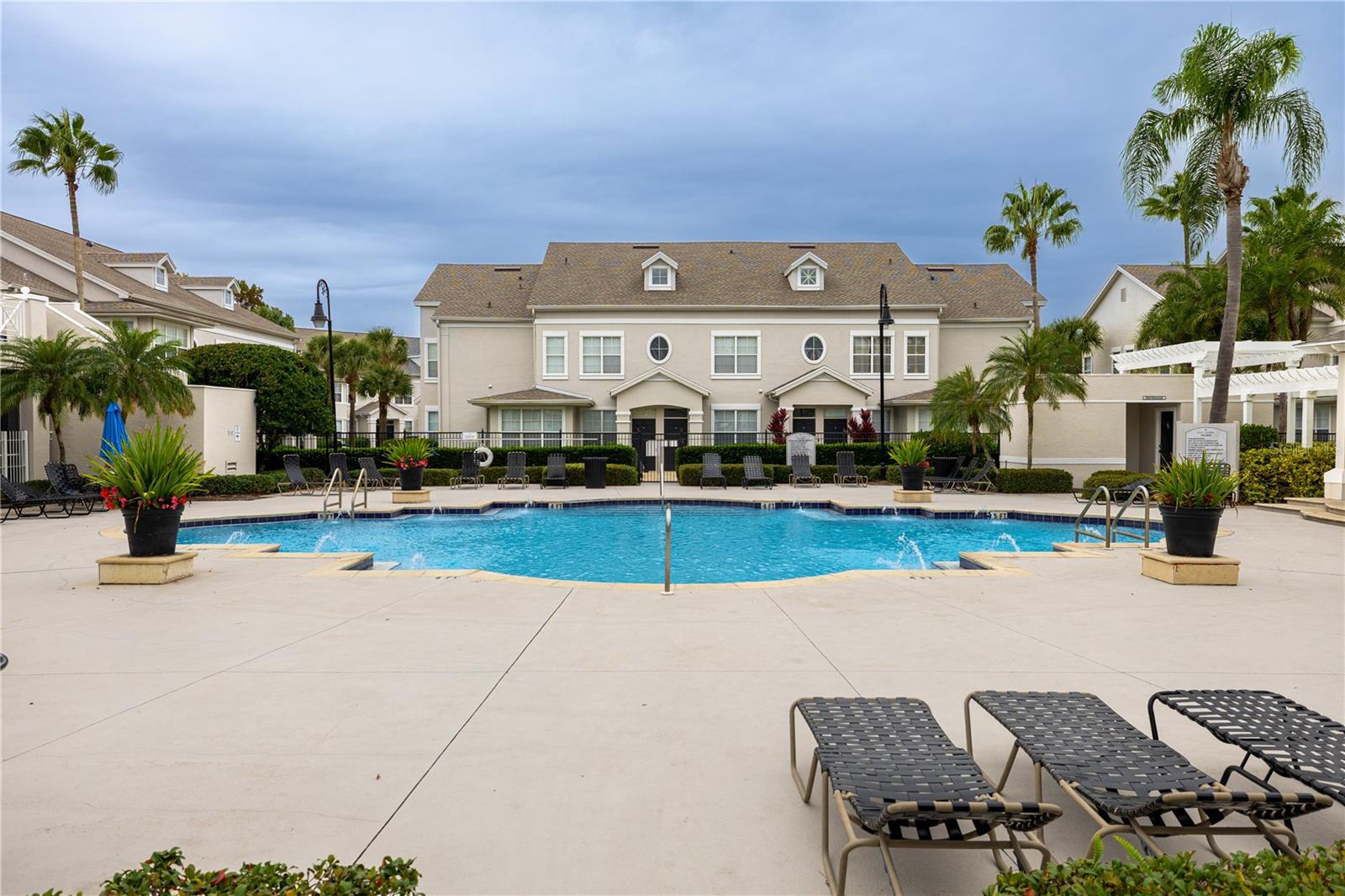 Image 31 of 38 For 5025 Wellington Park Circle 68