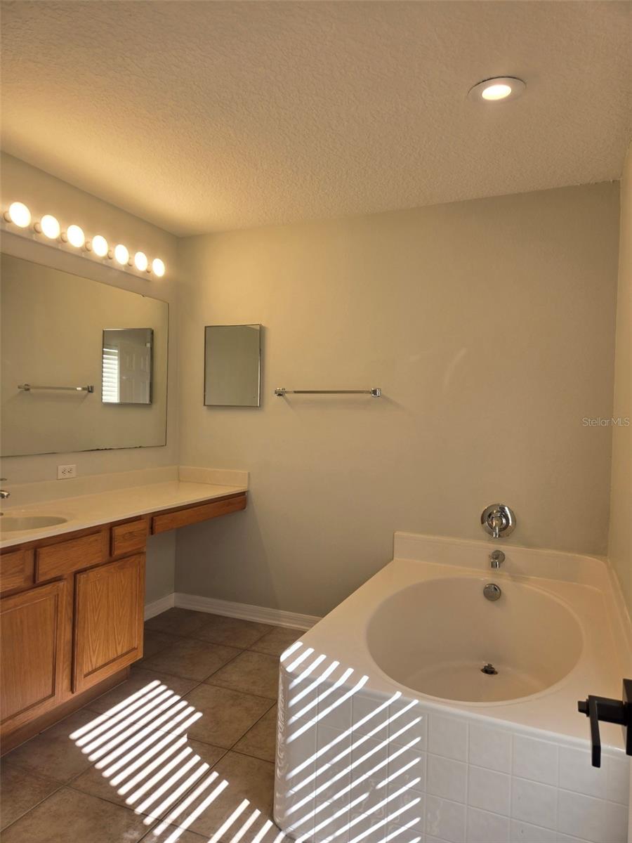 Image 37 of 66 For 3001 Mandolin Drive