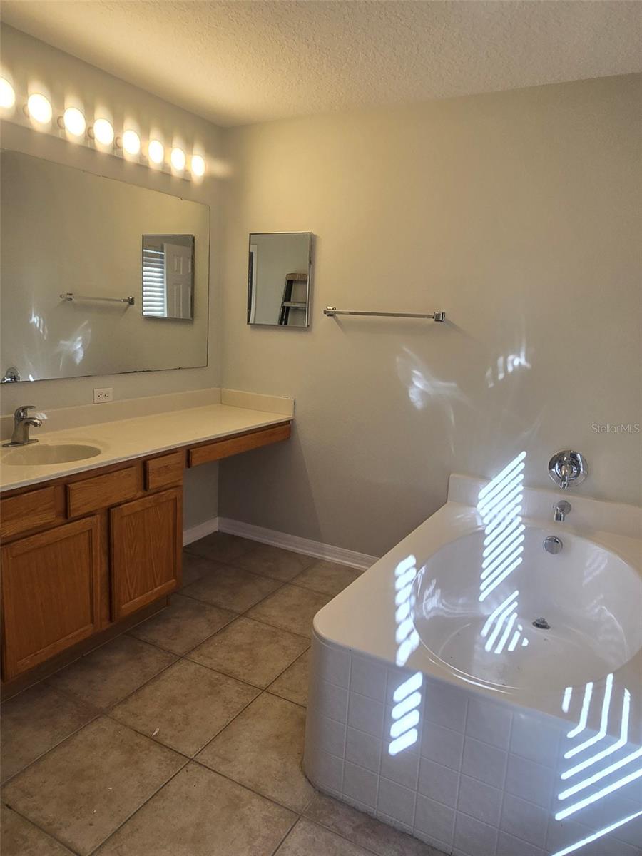 Image 38 of 66 For 3001 Mandolin Drive