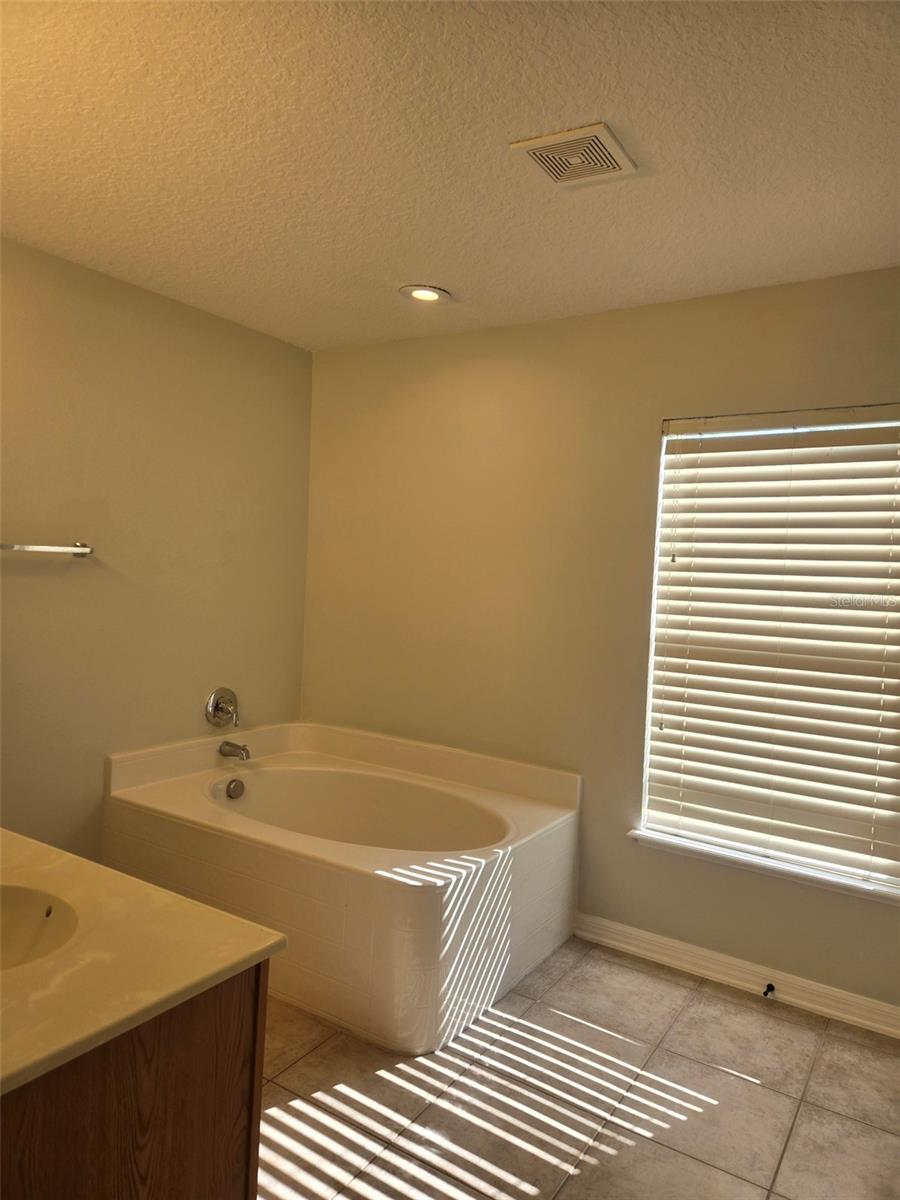 Image 39 of 66 For 3001 Mandolin Drive