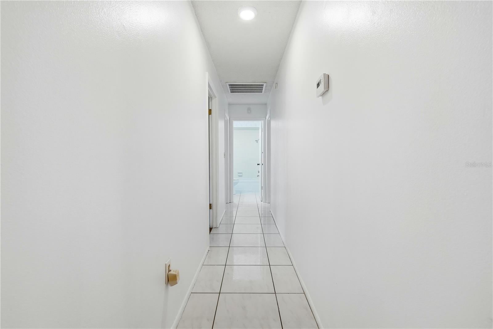 Image 11 of 46 For 1405 Dolphin Drive