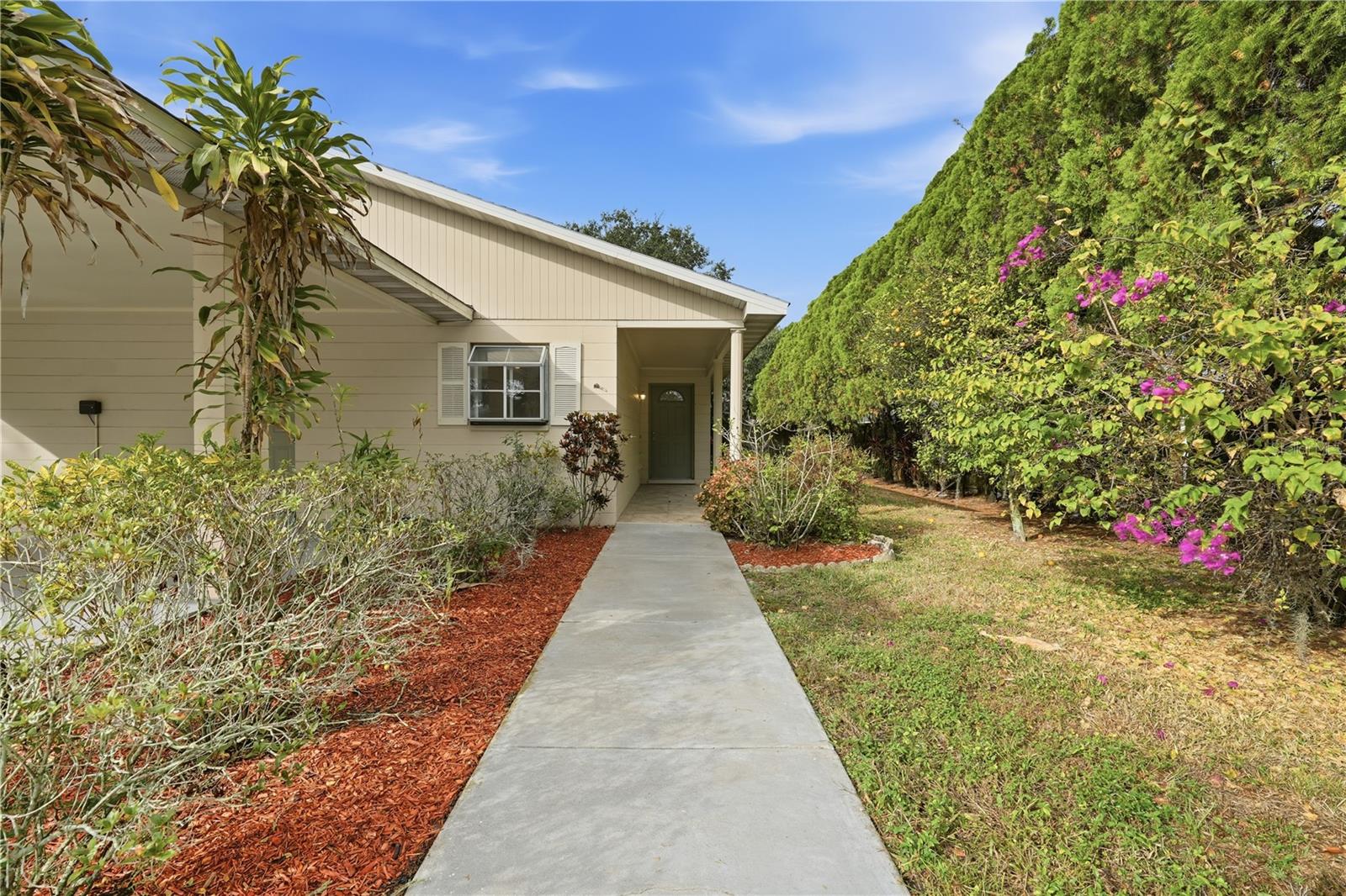 Image 15 of 46 For 1405 Dolphin Drive