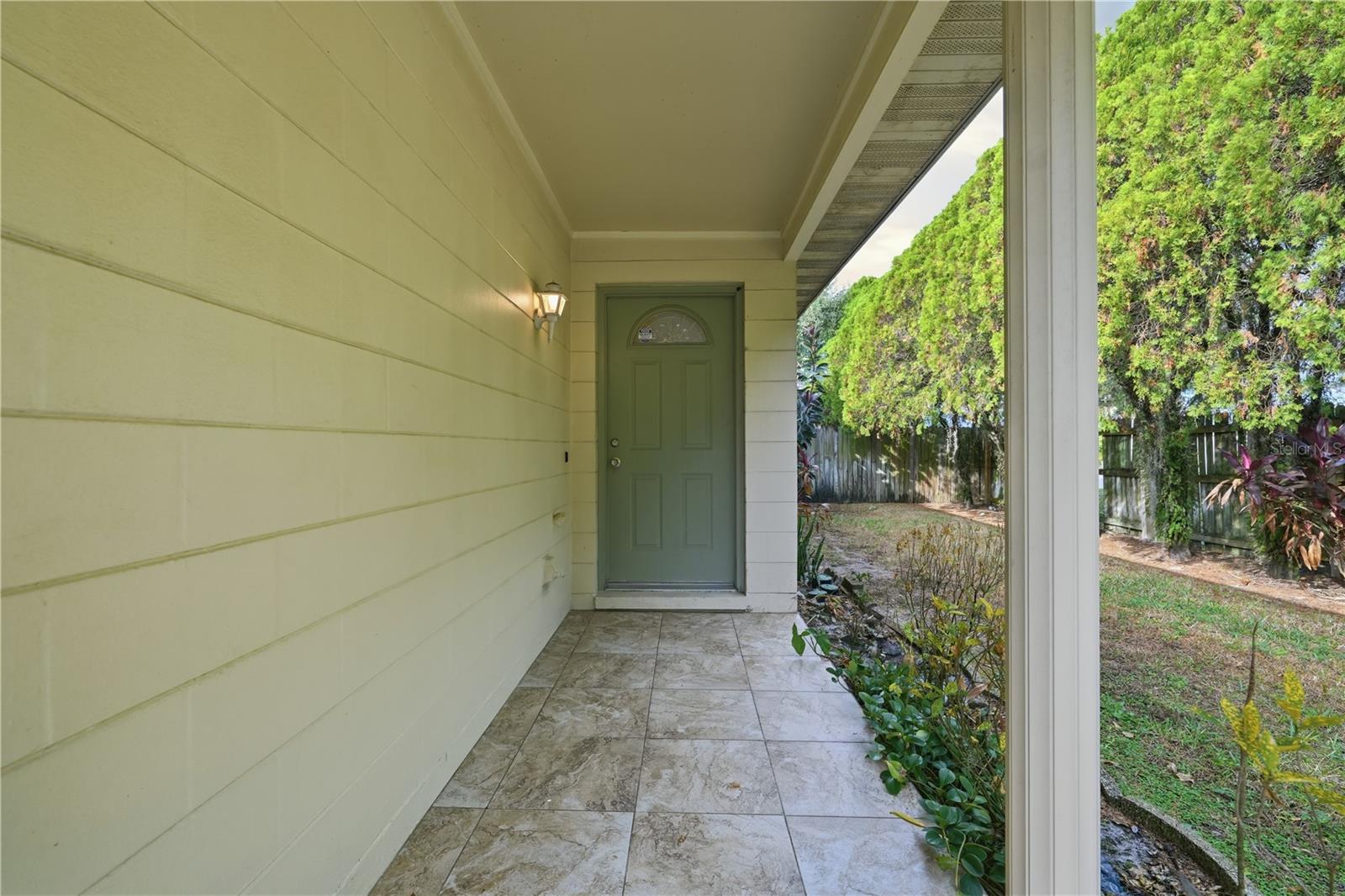 Image 16 of 46 For 1405 Dolphin Drive