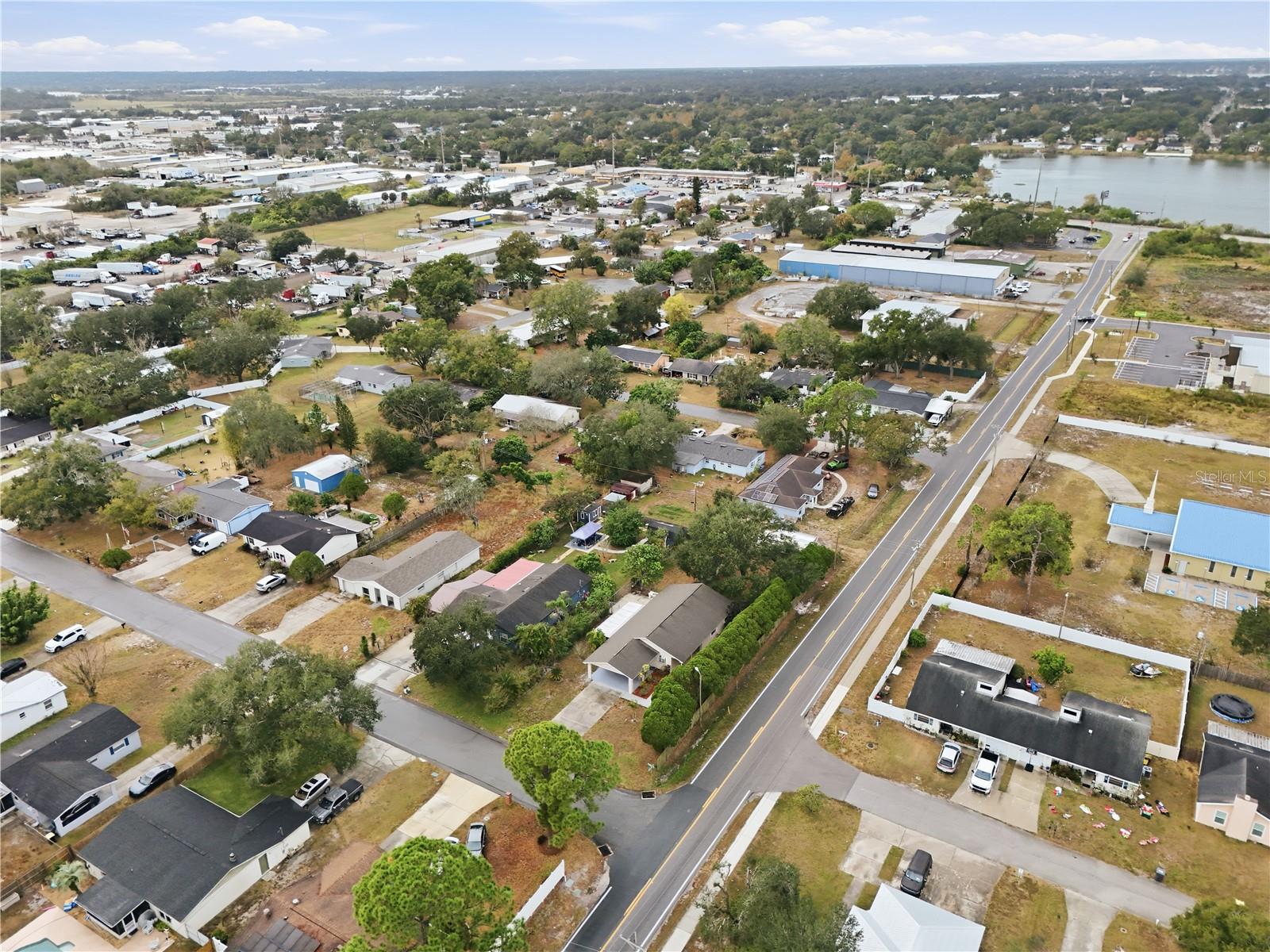 Image 26 of 46 For 1405 Dolphin Drive